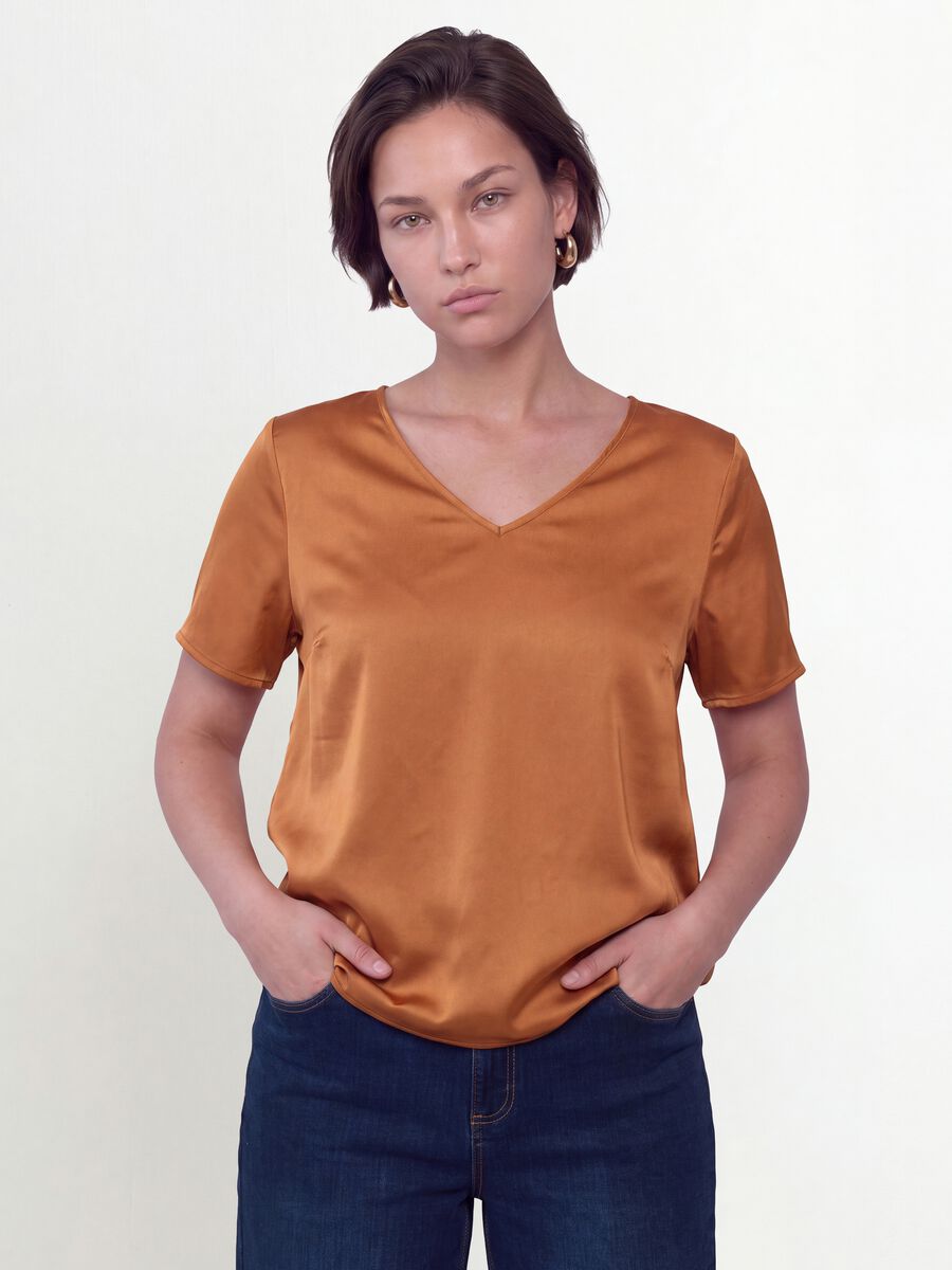Brown satin V-neck stretch blouse, regular fit_0