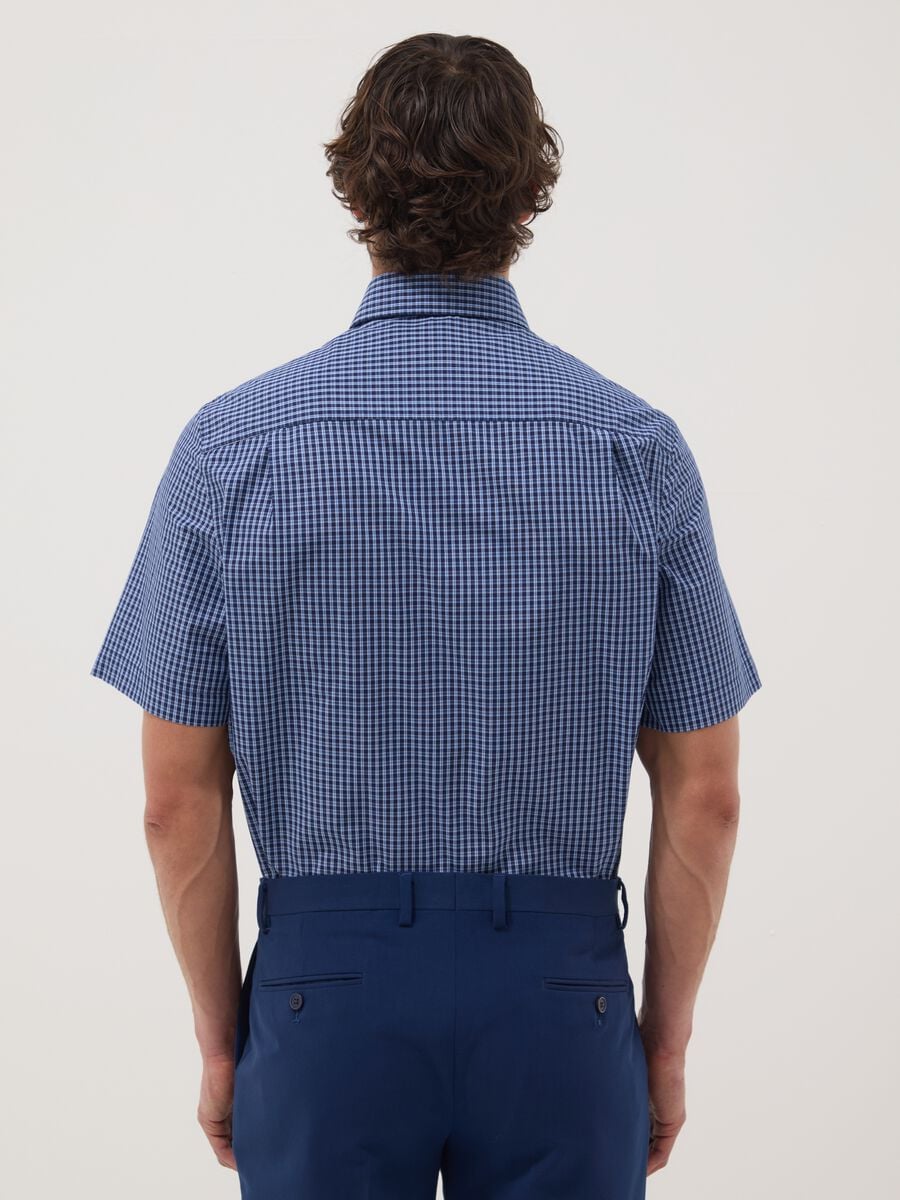 Blue checked short-sleeve shirt_1