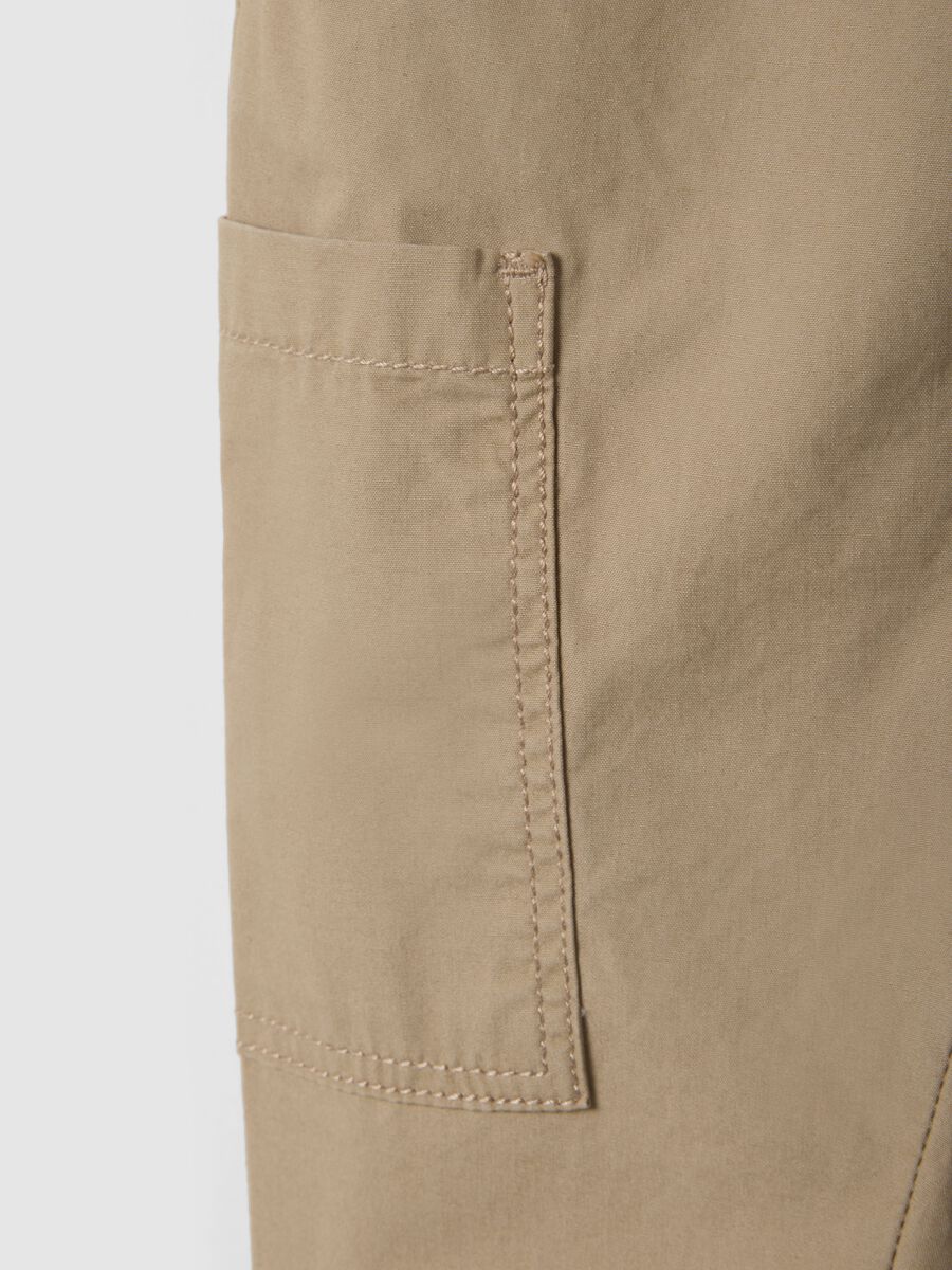 Children's beige pure cotton cargo trousers with regular fit_3