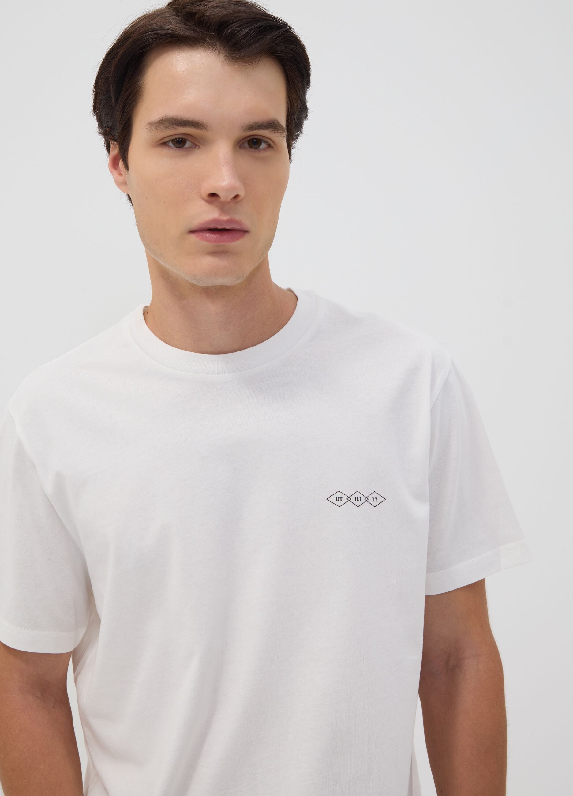 T-shirt bianca in puro cotone jersey con stampa grafica regular fit