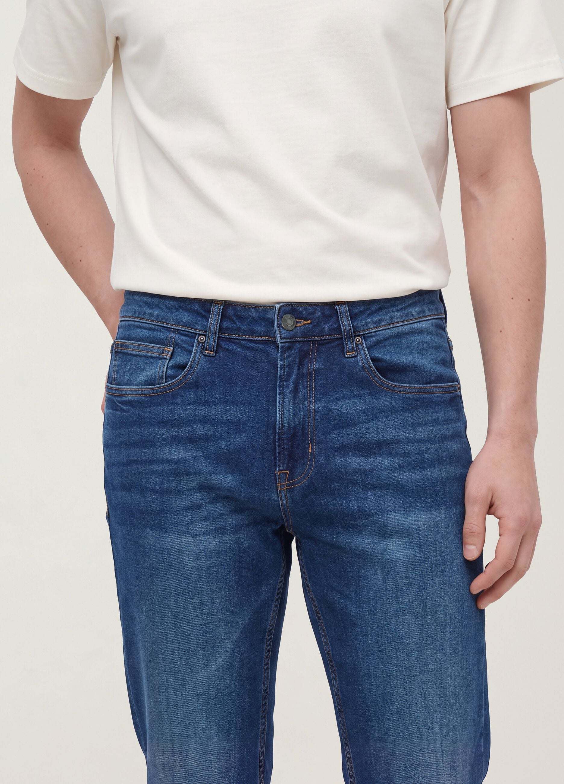 Blue stretch cotton comfort-fit jeans