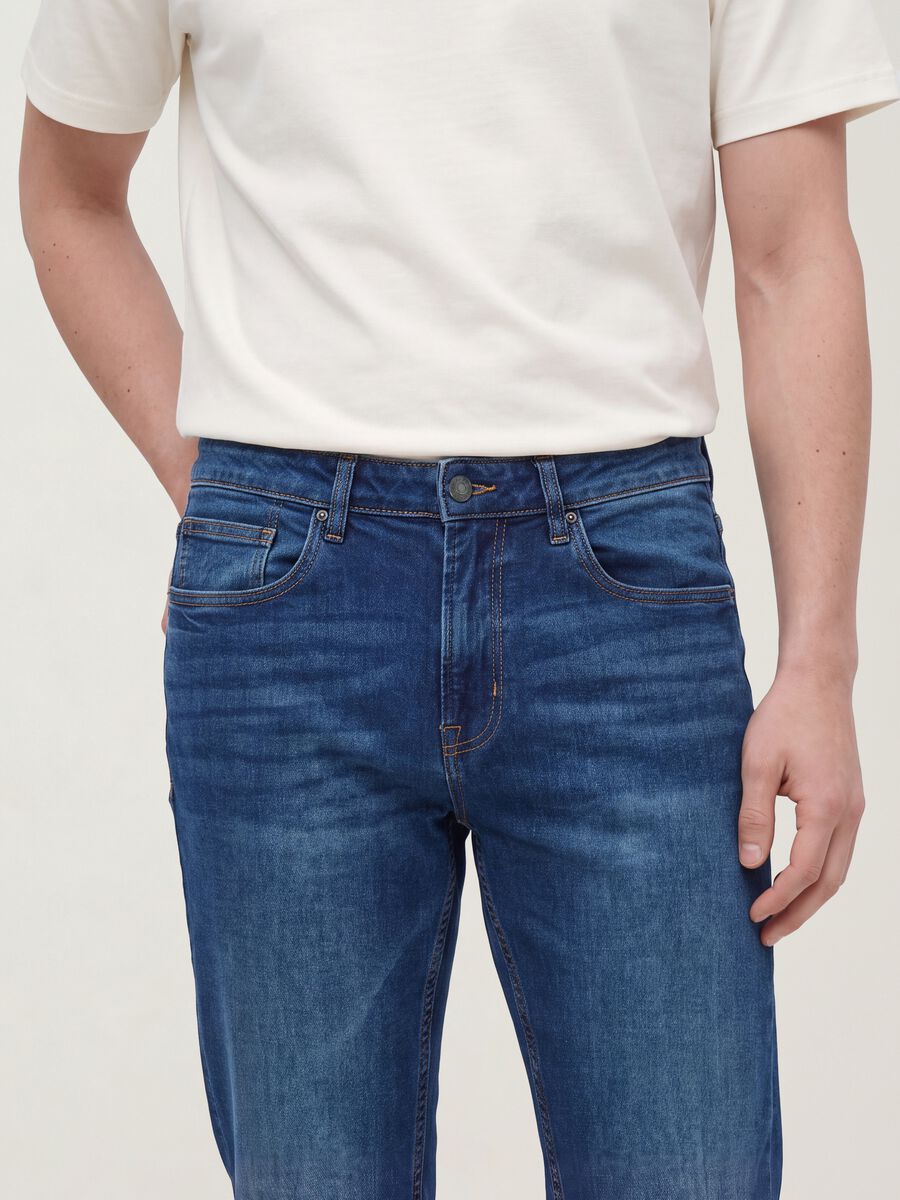Blue comfort-fit stretch cotton jeans_2