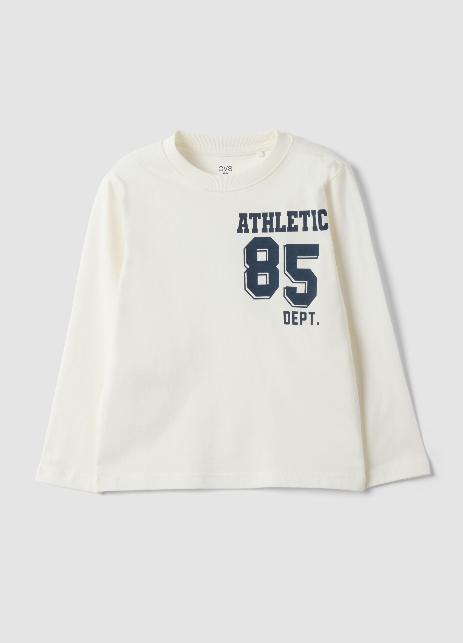 &Lambda;&epsilon;&upsilon;&kappa;ό T-shirt &alpha;&pi;ό 100% &omicron;&rho;&gamma;&alpha;&nu;&iota;&kappa;ό &beta;&alpha;&mu;&beta;ά&kappa;&iota; &mu;&epsilon; &sigma;&tau;ά&mu;&pi;&alpha; college &gamma;&iota;&alpha; &alpha;&gamma;ό&rho;&iota;