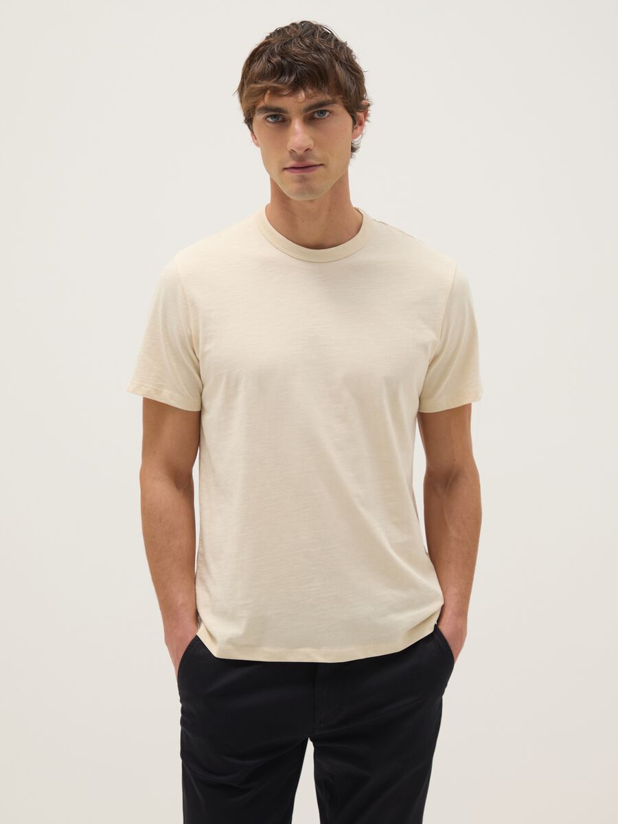 T-shirt a maniche corte in puro cotone beige regular fit_0