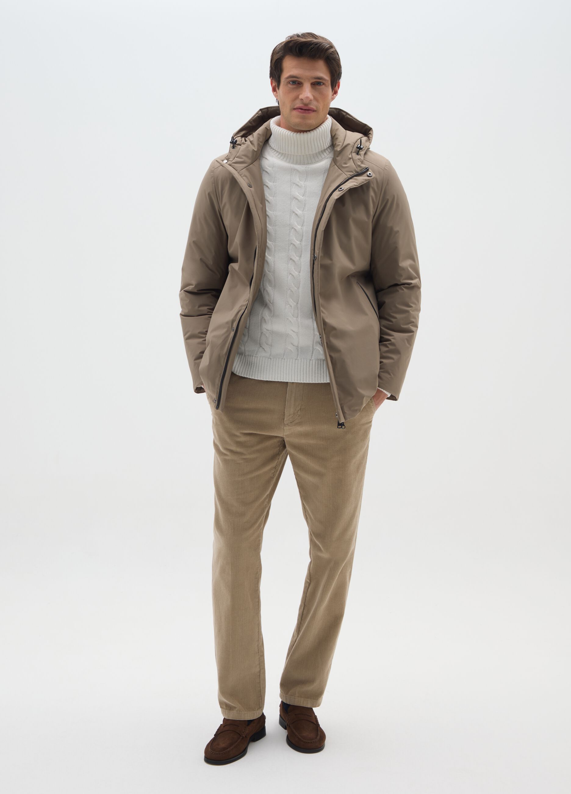 Brown regular fit parka with zip closure