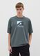 Men&rsquo;s green boxy-fit T-shirt in 100% cotton with print_0