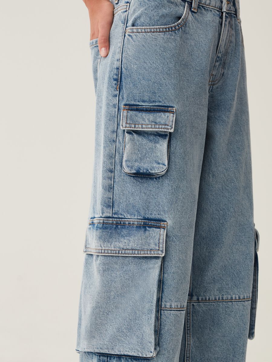 Wide-leg cargo jeans_3
