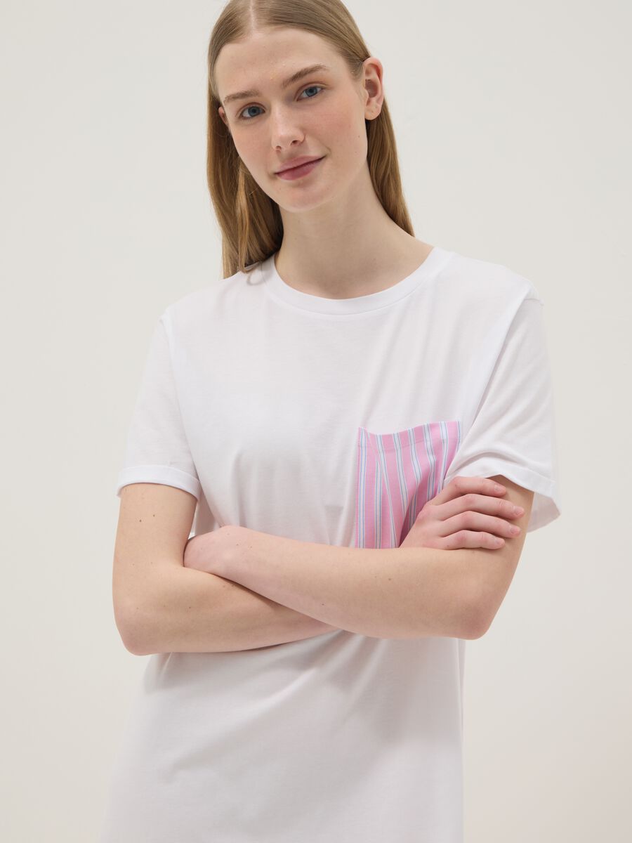 White pure cotton nightshirt with striped chest pocket_3