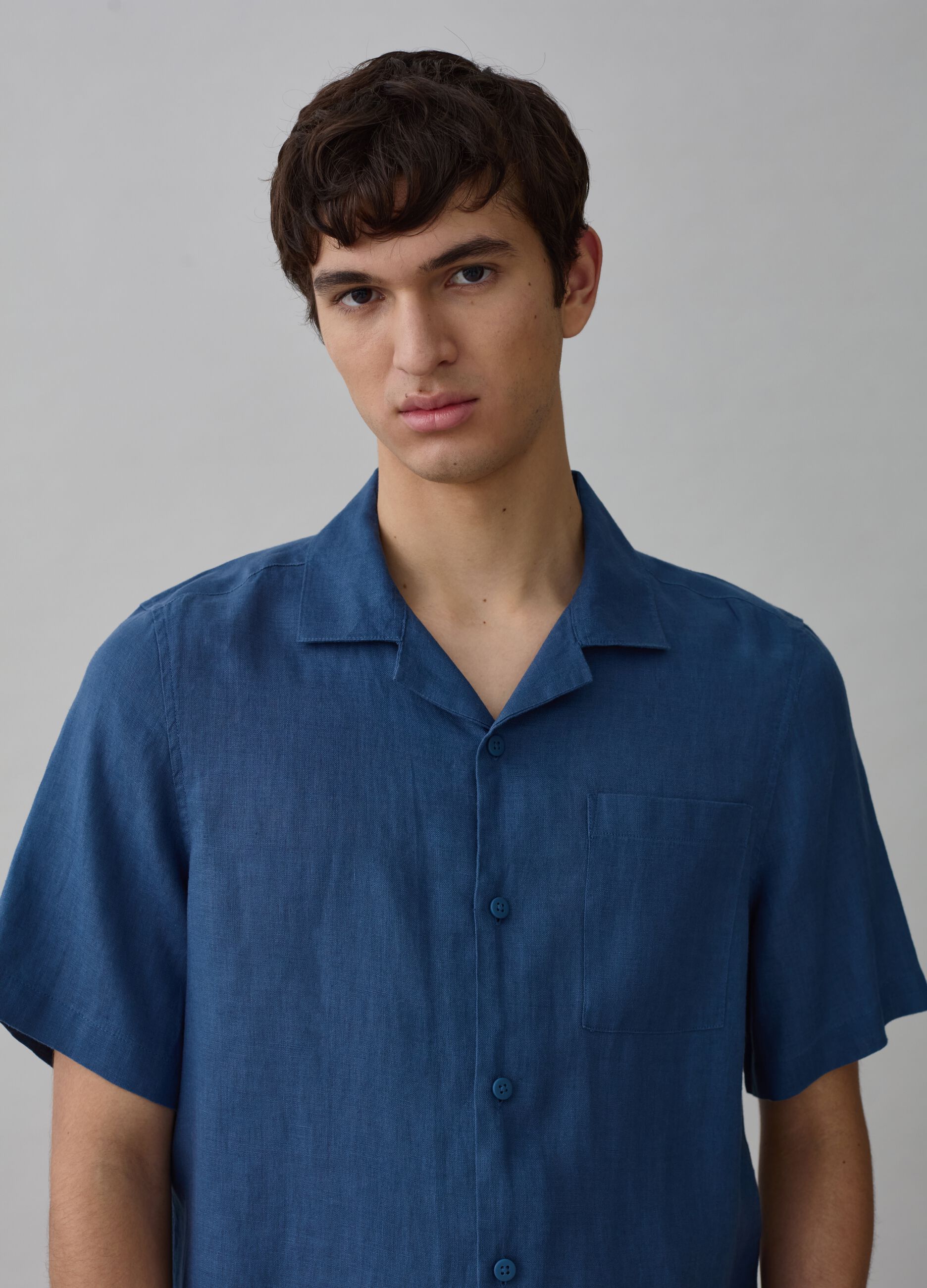 100% linen shirt with short sleeves