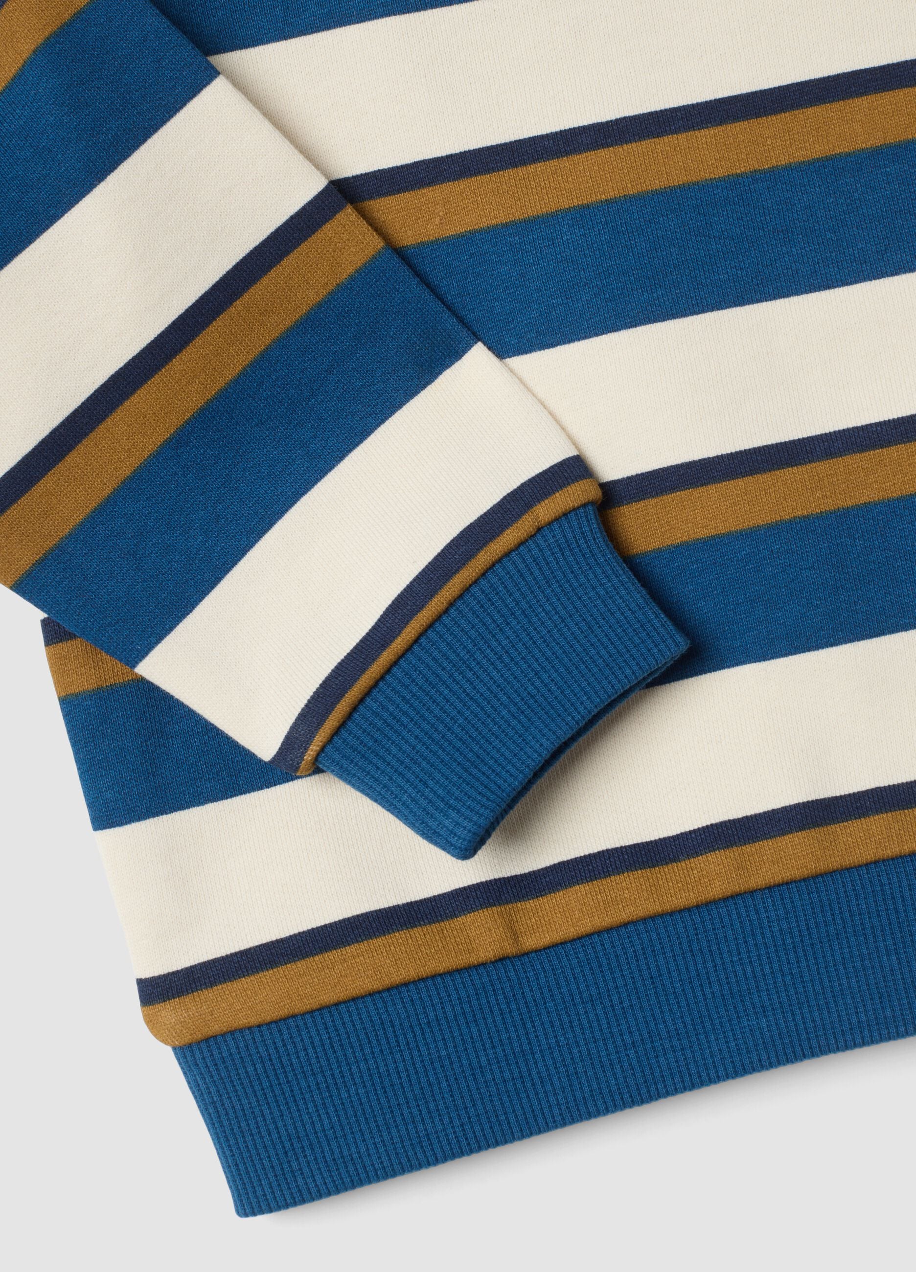 Sweatshirt marfim, azul e castanho tabaco em algod&atilde;o puro com decote redondo