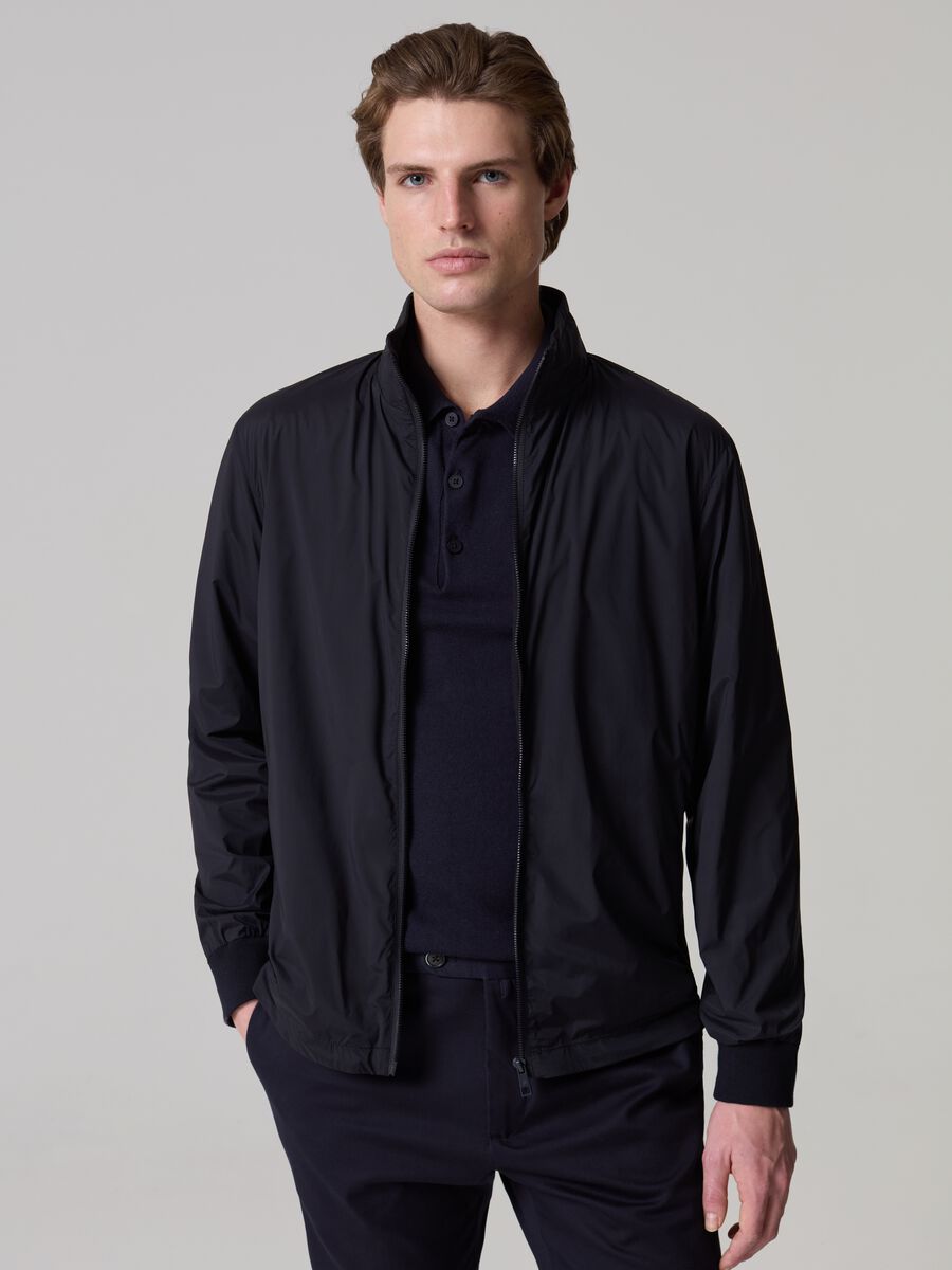 Contemporary City short jacket with high neck_0