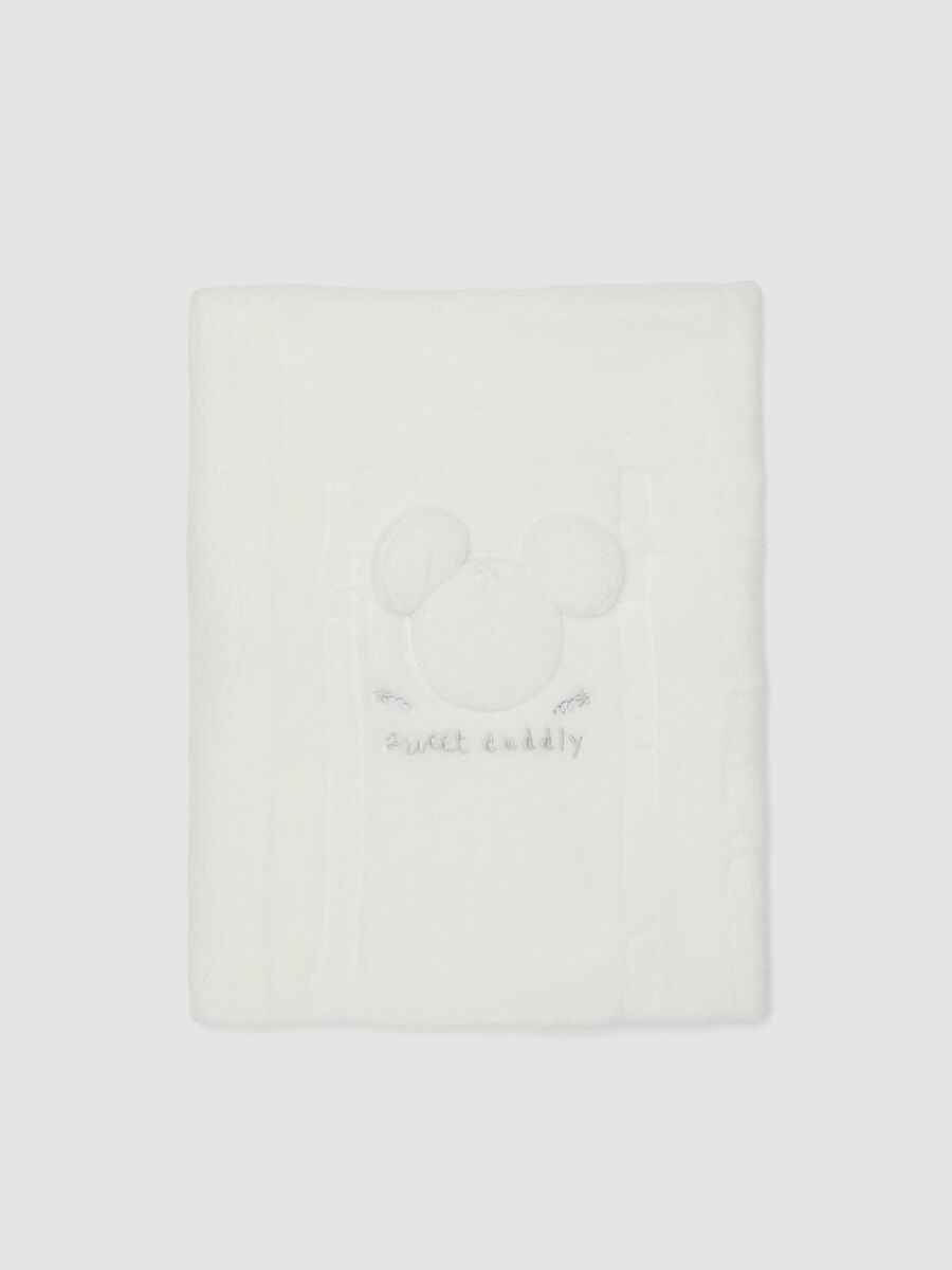 White Mickey-pattern cot blanket_0