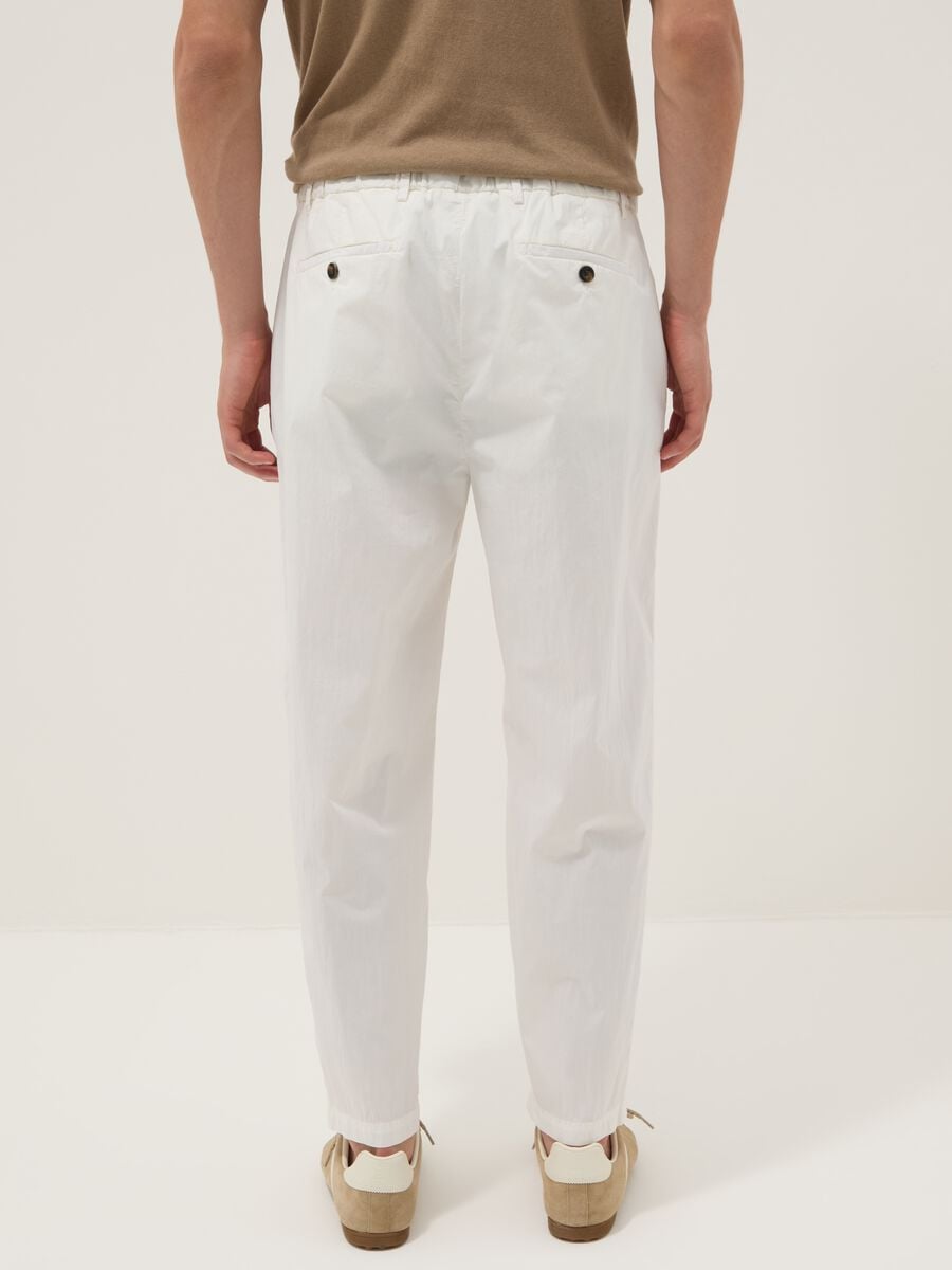 &Lambda;&epsilon;&upsilon;&kappa;ό chino &pi;&alpha;&nu;&tau;&epsilon;&lambda;ό&nu;&iota; &alpha;&pi;ό &epsilon;&lambda;&alpha;&sigma;&tau;&iota;&kappa;ό &beta;&alpha;&mu;&beta;ά&kappa;&iota;, carrot fit_2