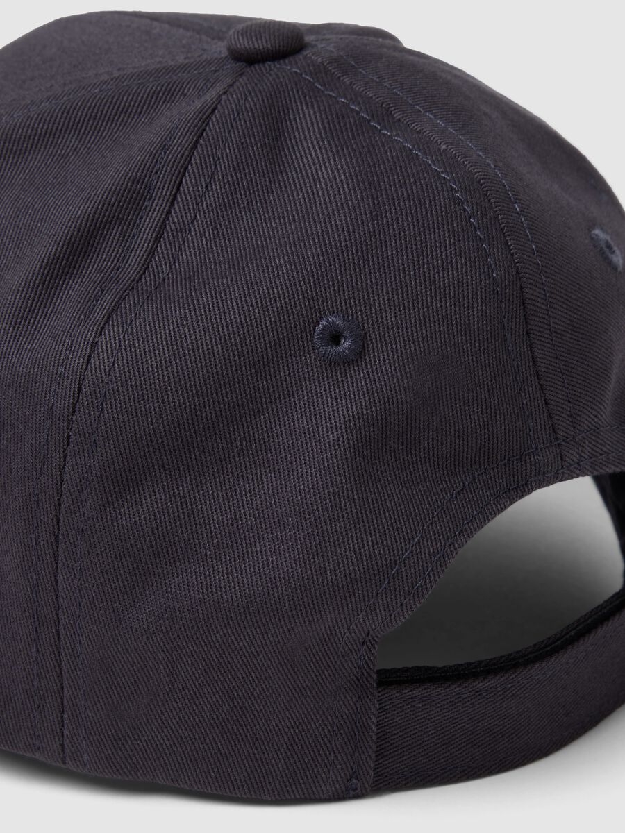 Black pure cotton baseball cap with adjustable closure_2