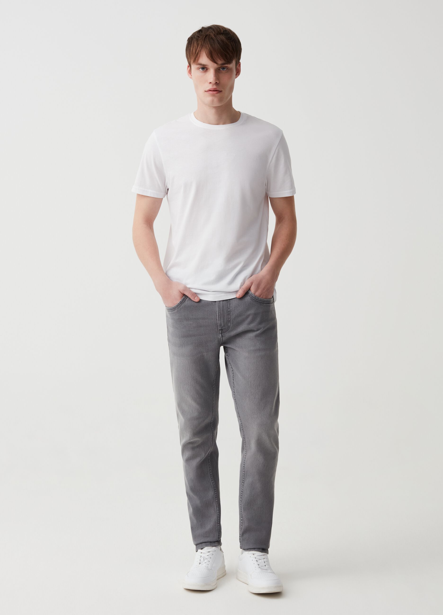 Super-skinny-fit jeans with five pockets
