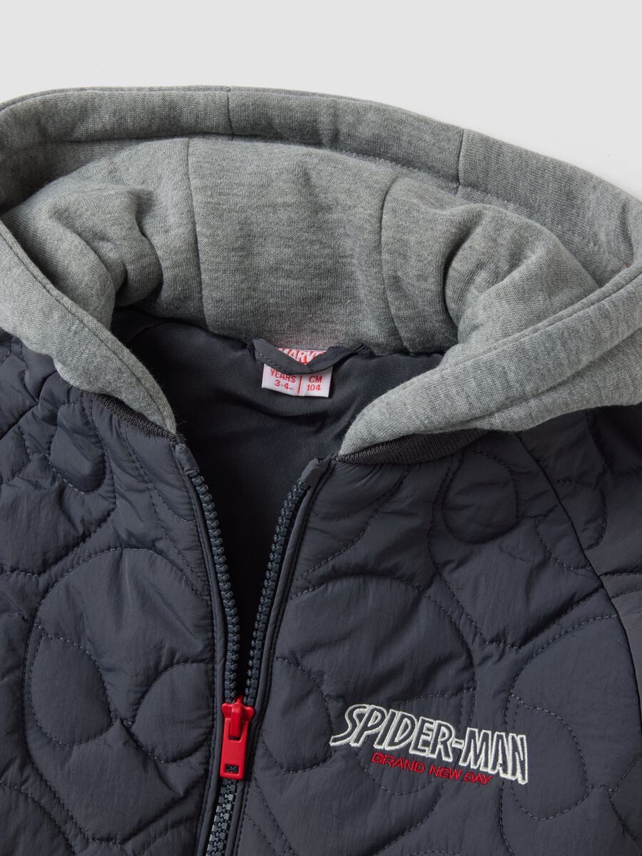 Grey quilted hooded jacket with Spider-Man embroidery for boys_2