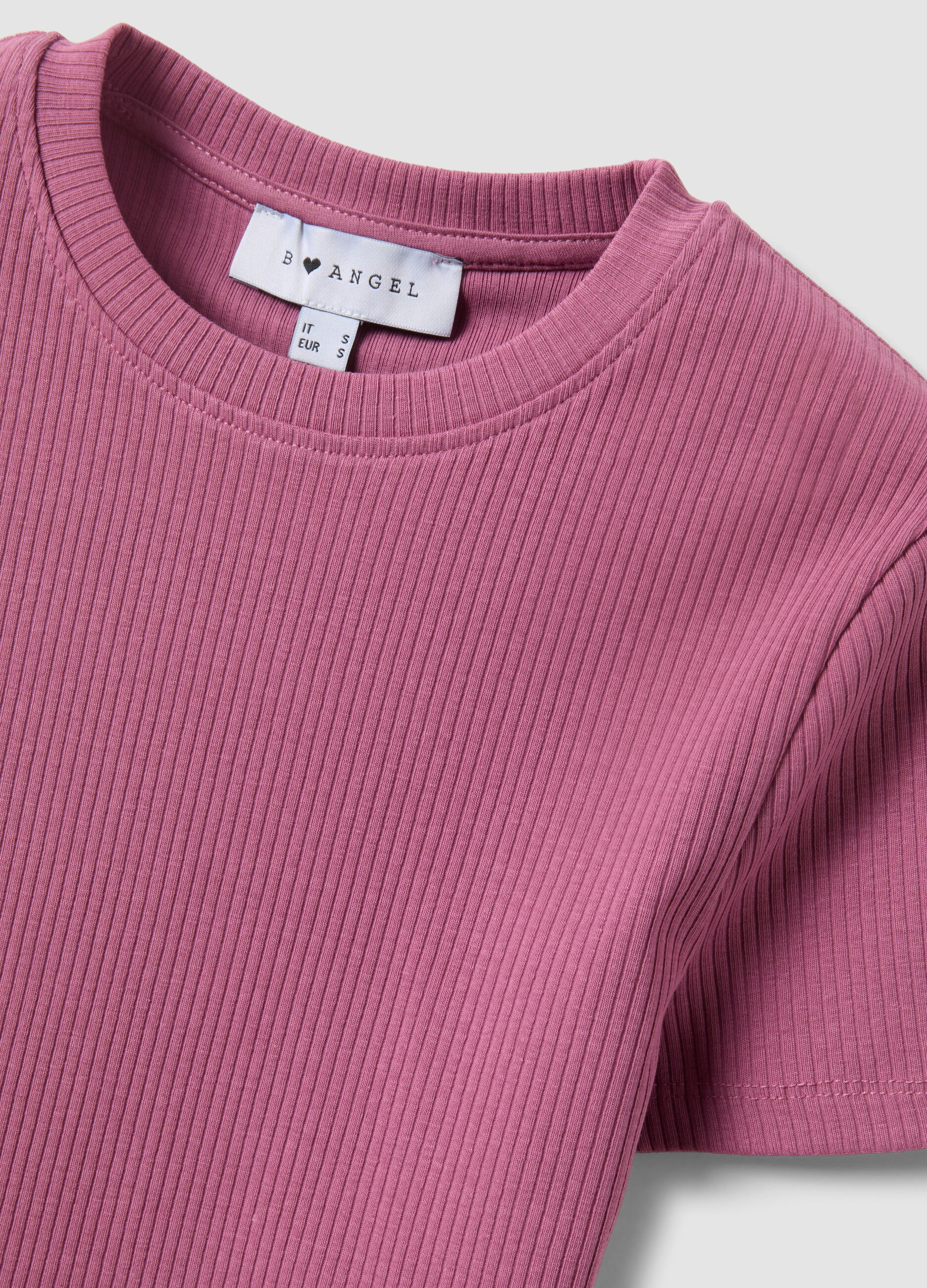 Pinkes geripptes Fitted T-Shirt aus Stretch-Baumwolle