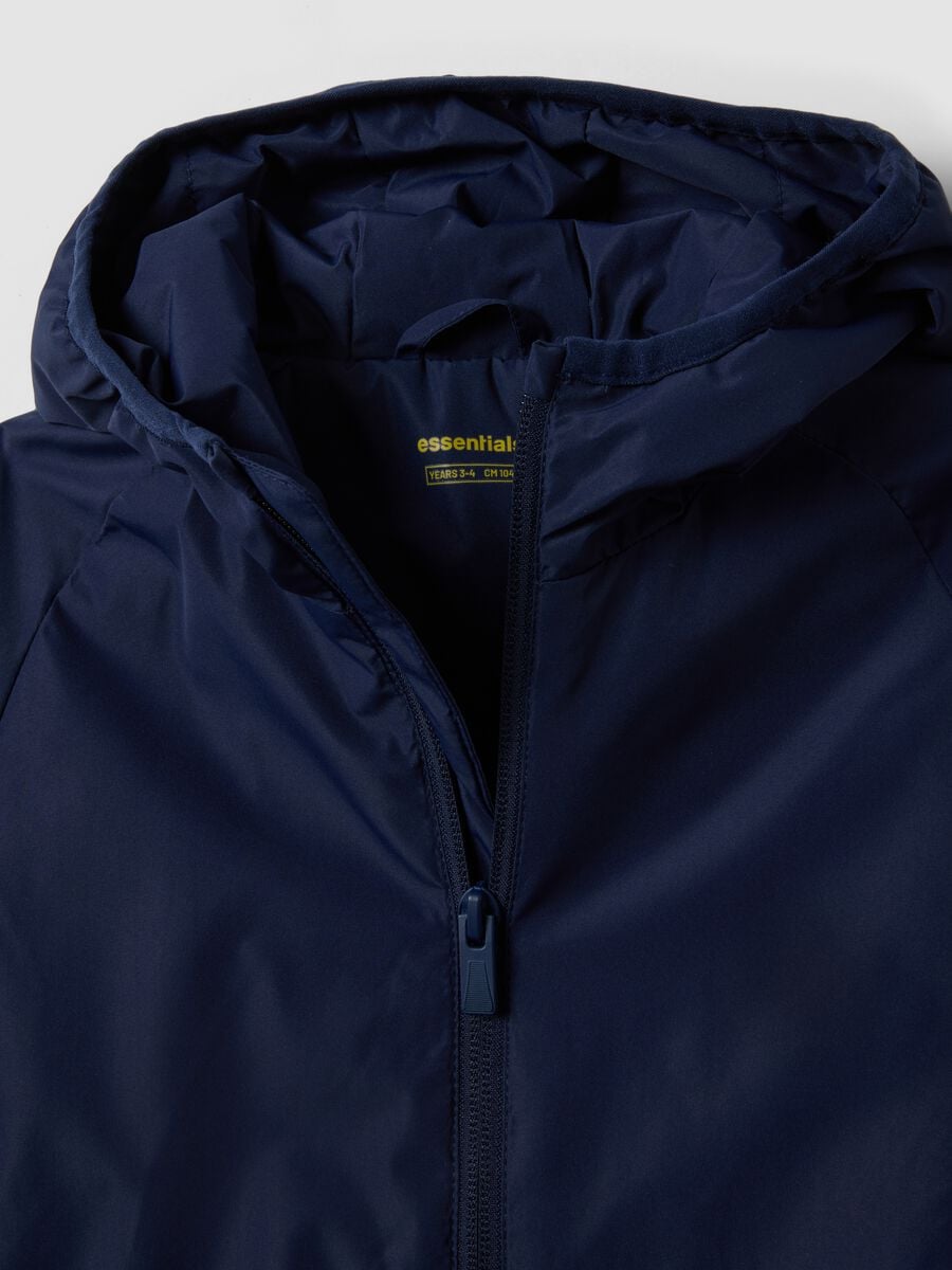 Blue kids&rsquo; rain jacket with hood and zip_2