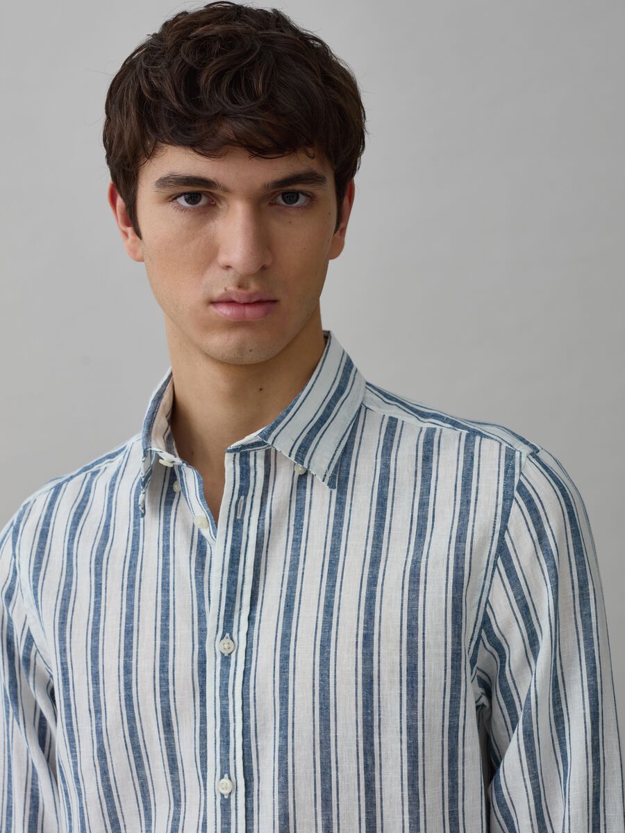 Regular-fit shirt in striped cotton and linen_1