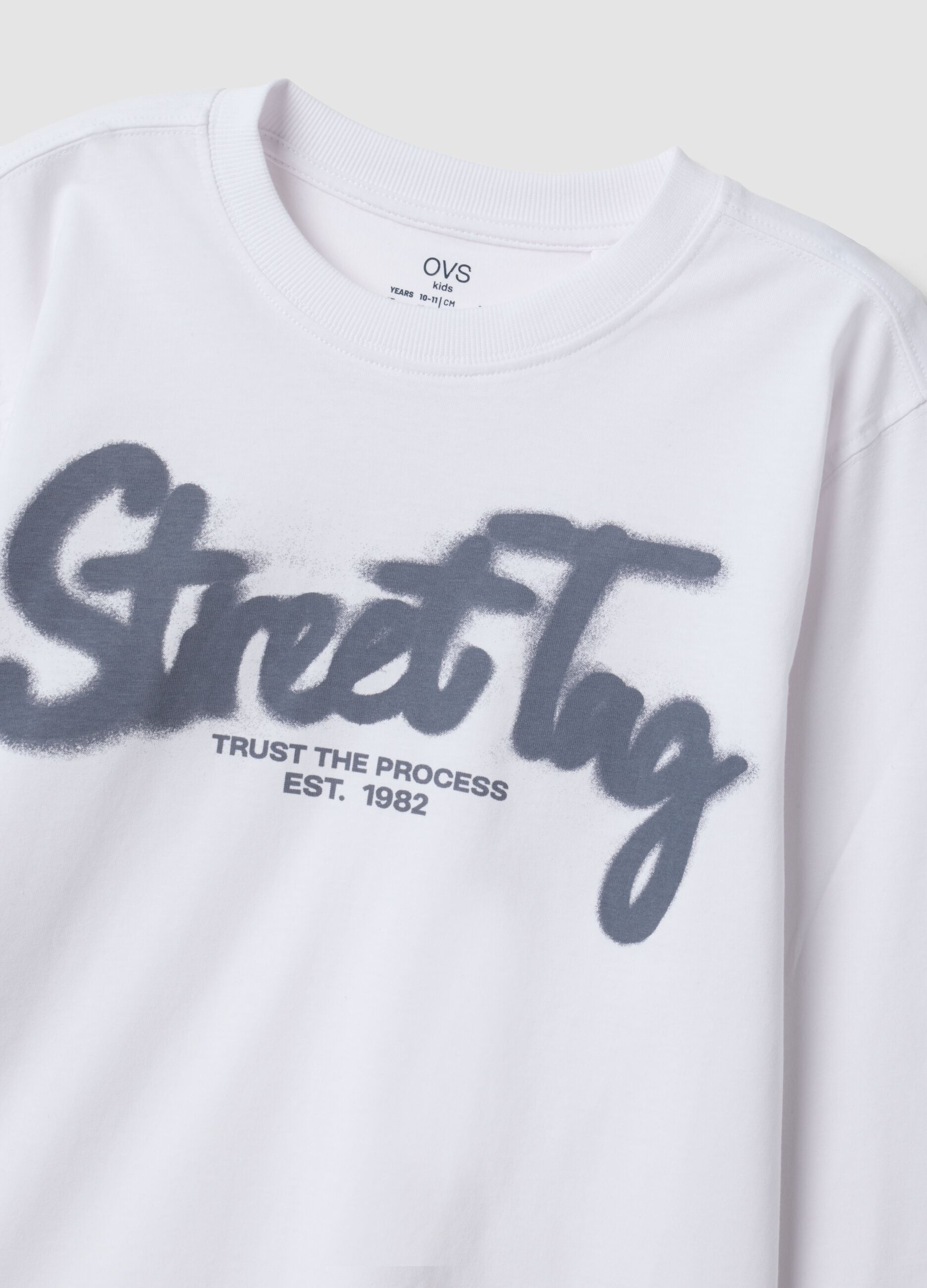 T-shirt bianca in puro cotone organico con stampa "Street Tag" per ragazzo