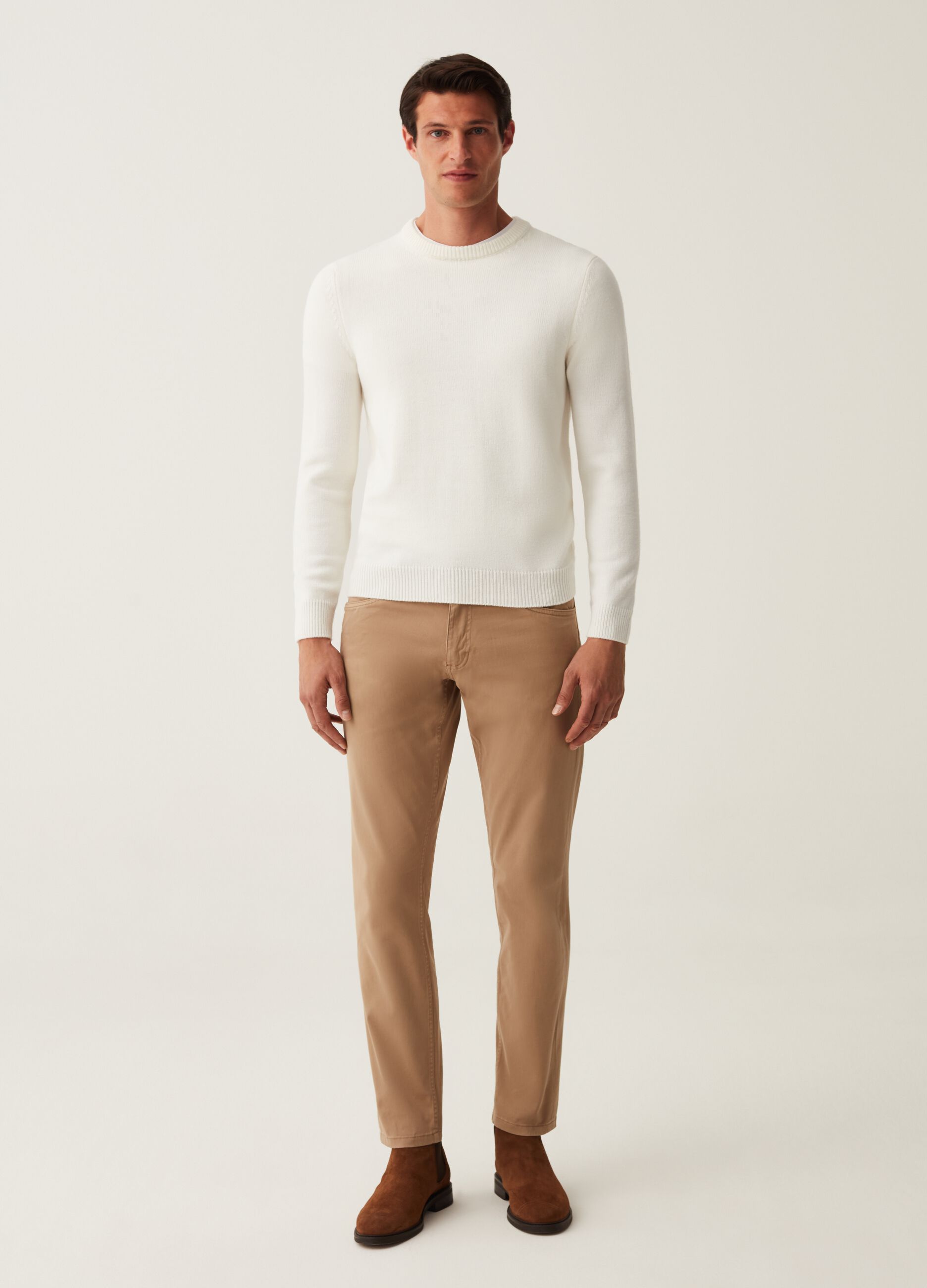 Solid colour trousers with five pockets_0