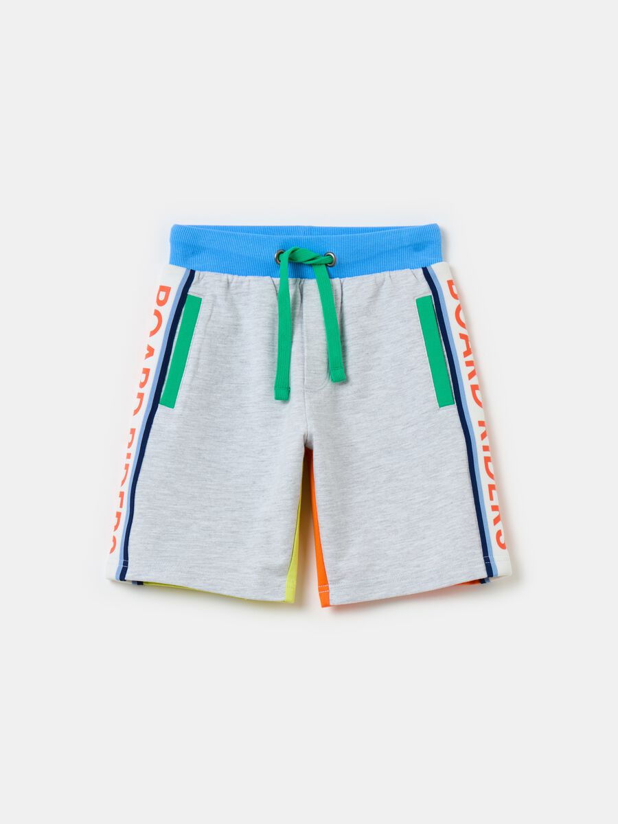 Bermuda shorts in colourblock fleece with drawstring_0