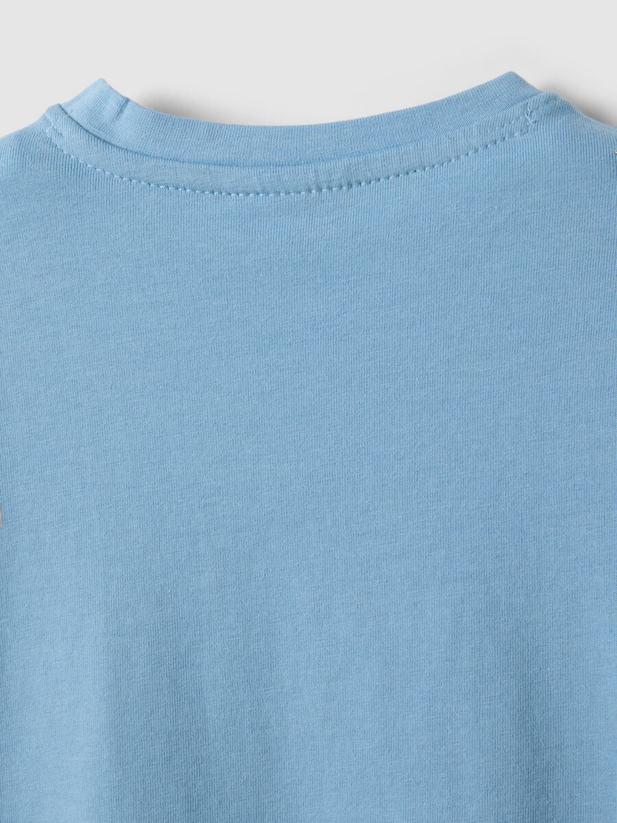 T-shirt in puro cotone azzurro da bimbo regular fit con stampe_3
