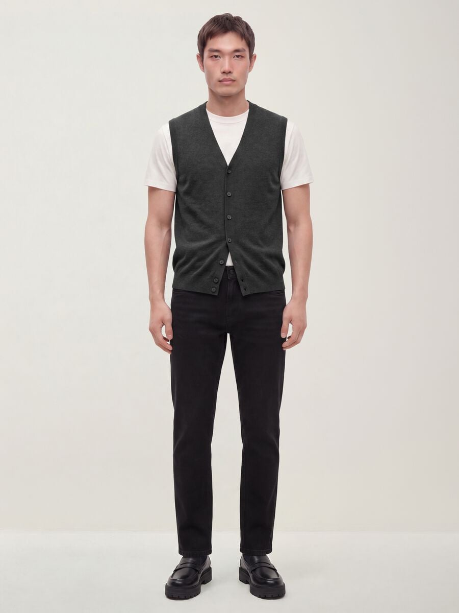 Grey viscose-blend waistcoat with deep V-neck regular fit_2