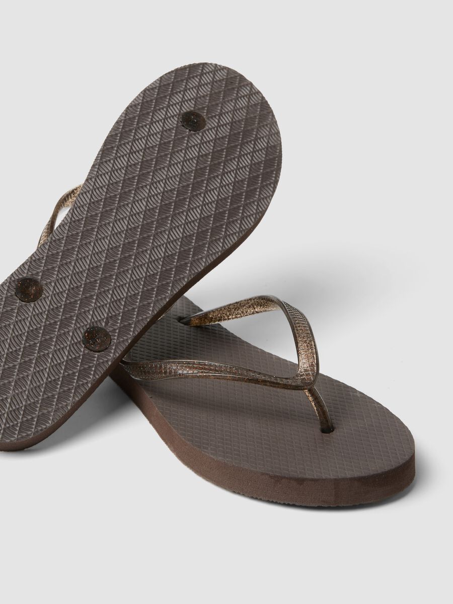 Braune Zehentrenner mit transparenten Riemen_2