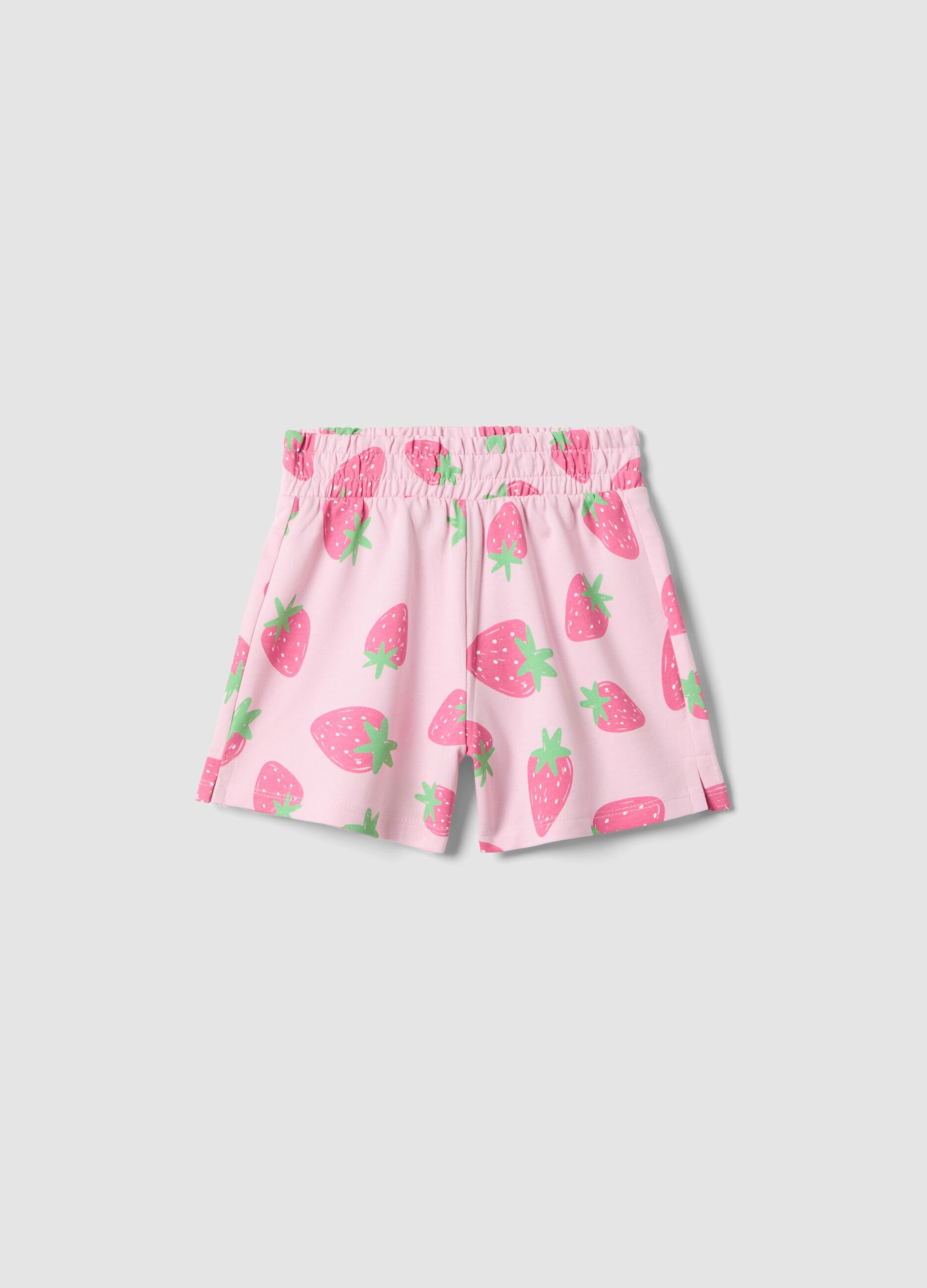 Girls' regular fit pink cotton shorts with strawberries