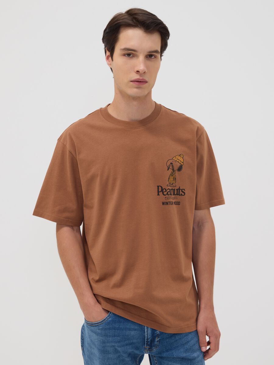 Brown pure cotton Peanuts print T-shirt, relaxed fit_0