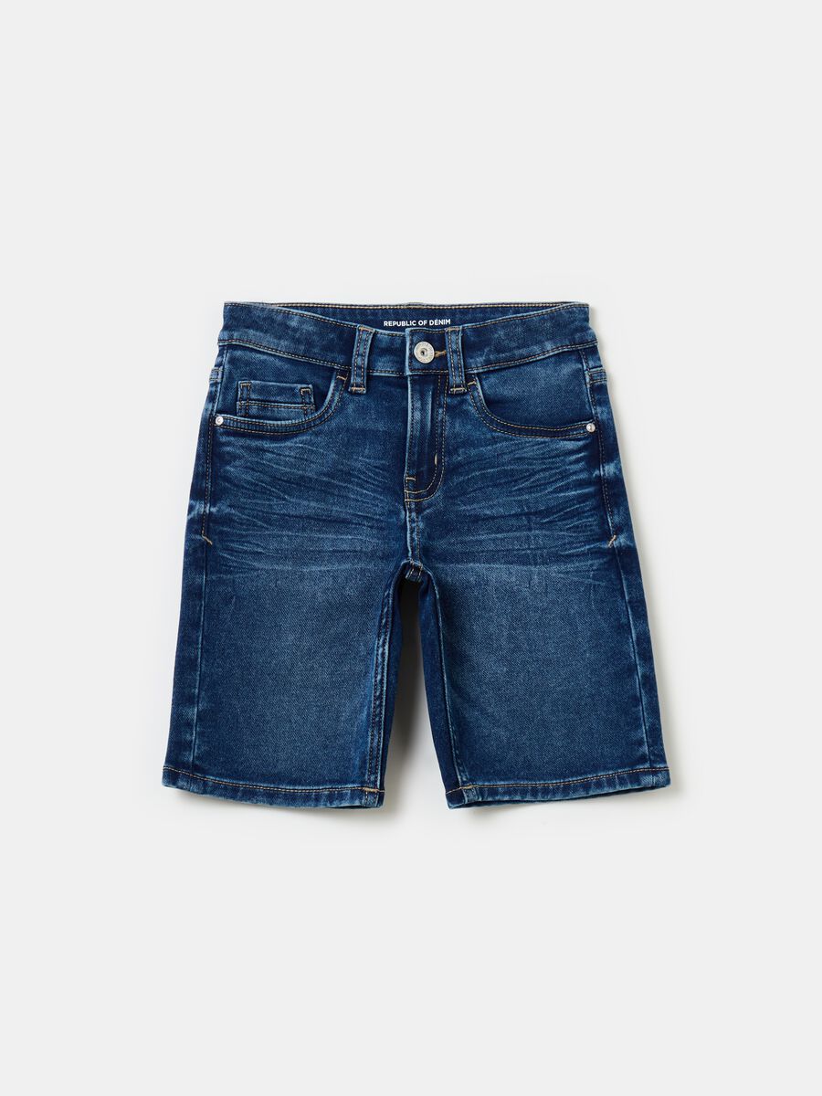 Denim Bermuda shorts with five pockets_0
