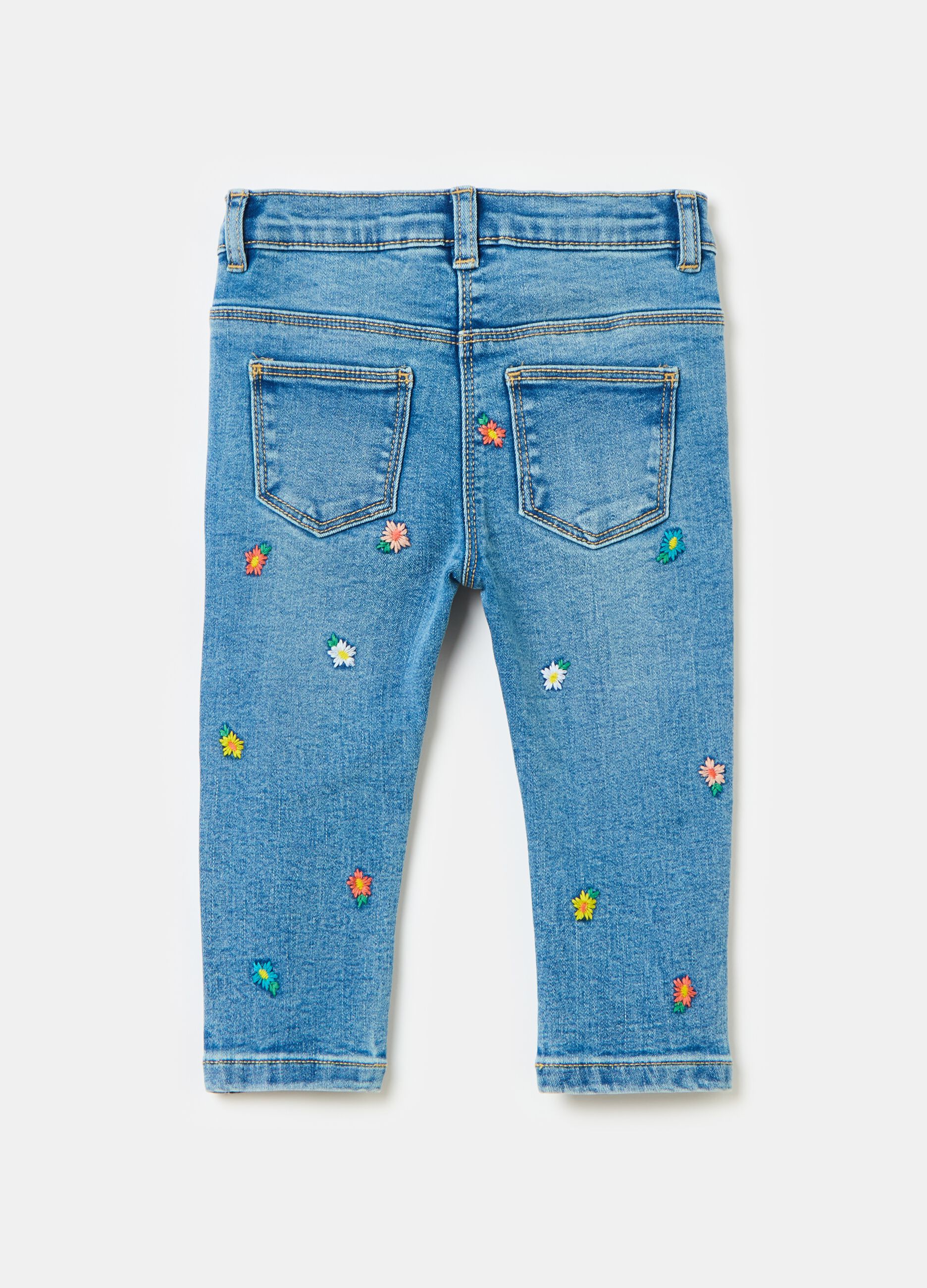 Jeans with small flowers embroidery