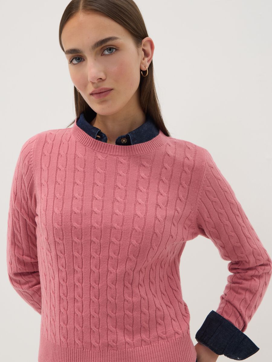 Pink cable-knit crew-neck jumper, regular fit_2