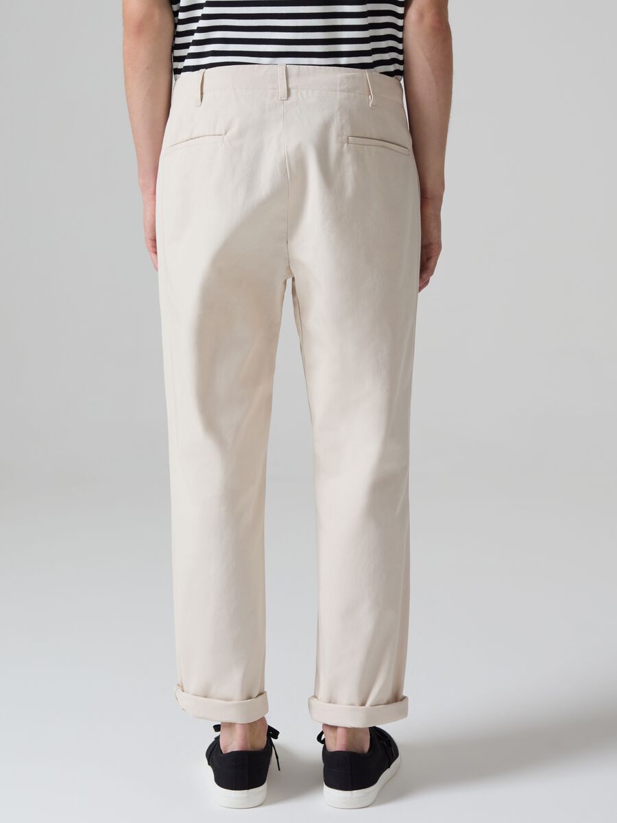 Pantalón straight fit de algodón Selection_2