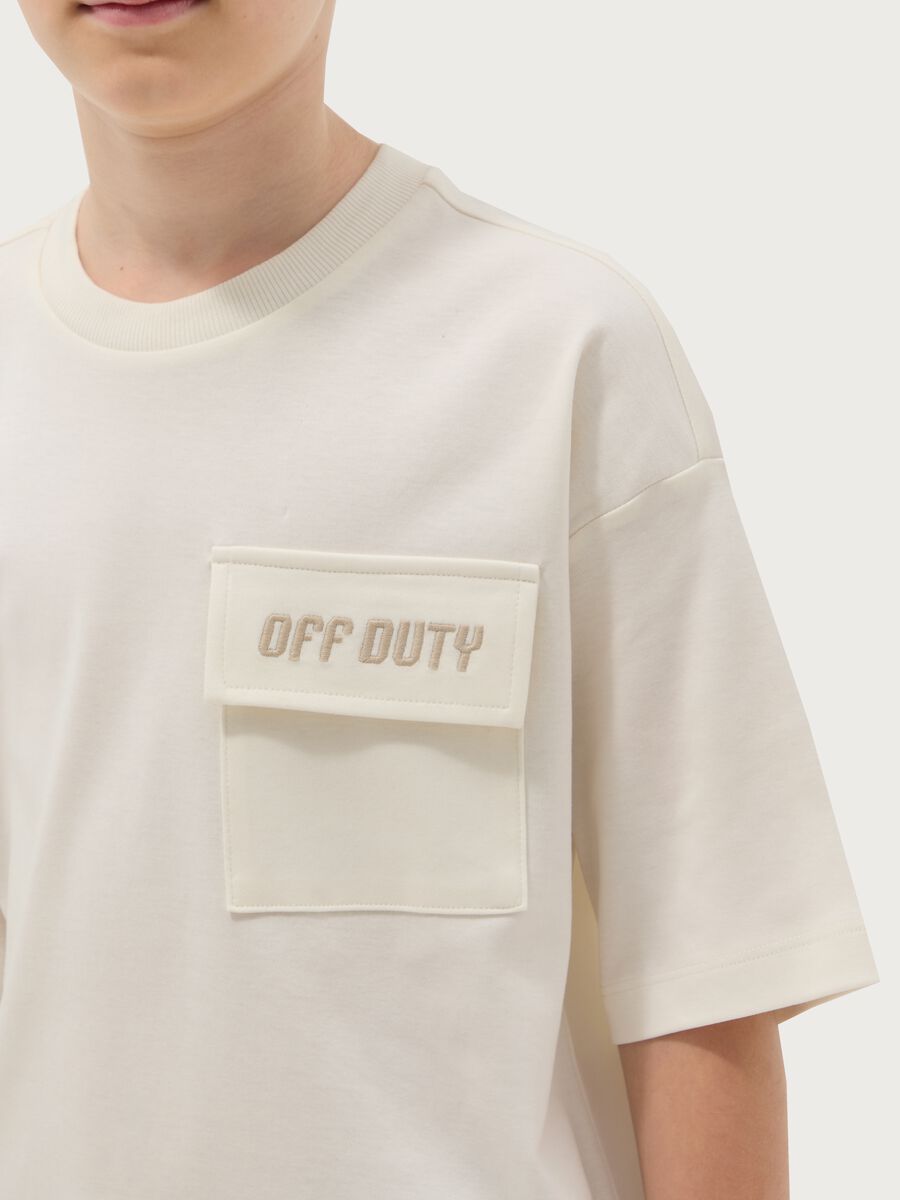 Wei&szlig;es Kurzarm-T-Shirt aus reiner Baumwolle_2