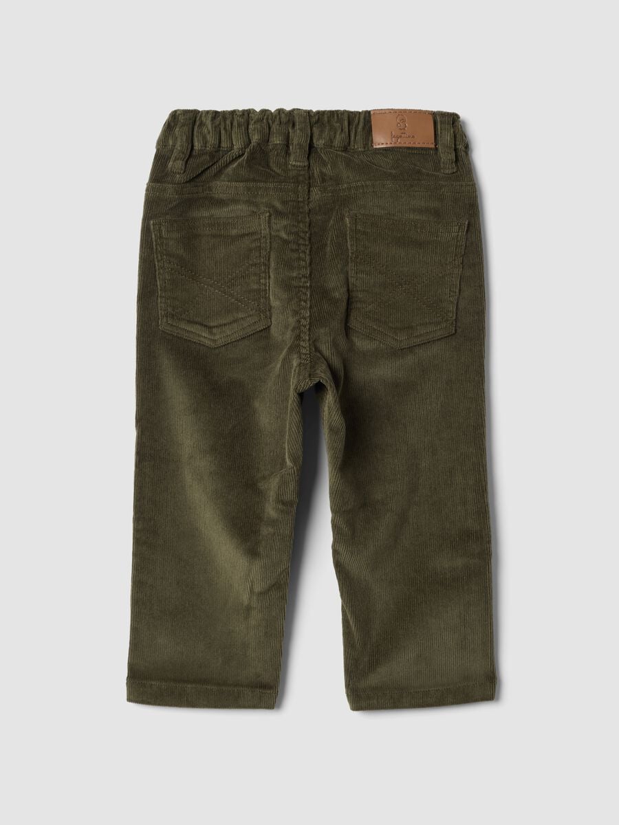 Pantaloni verdi in cotone elasticizzato a coste_1