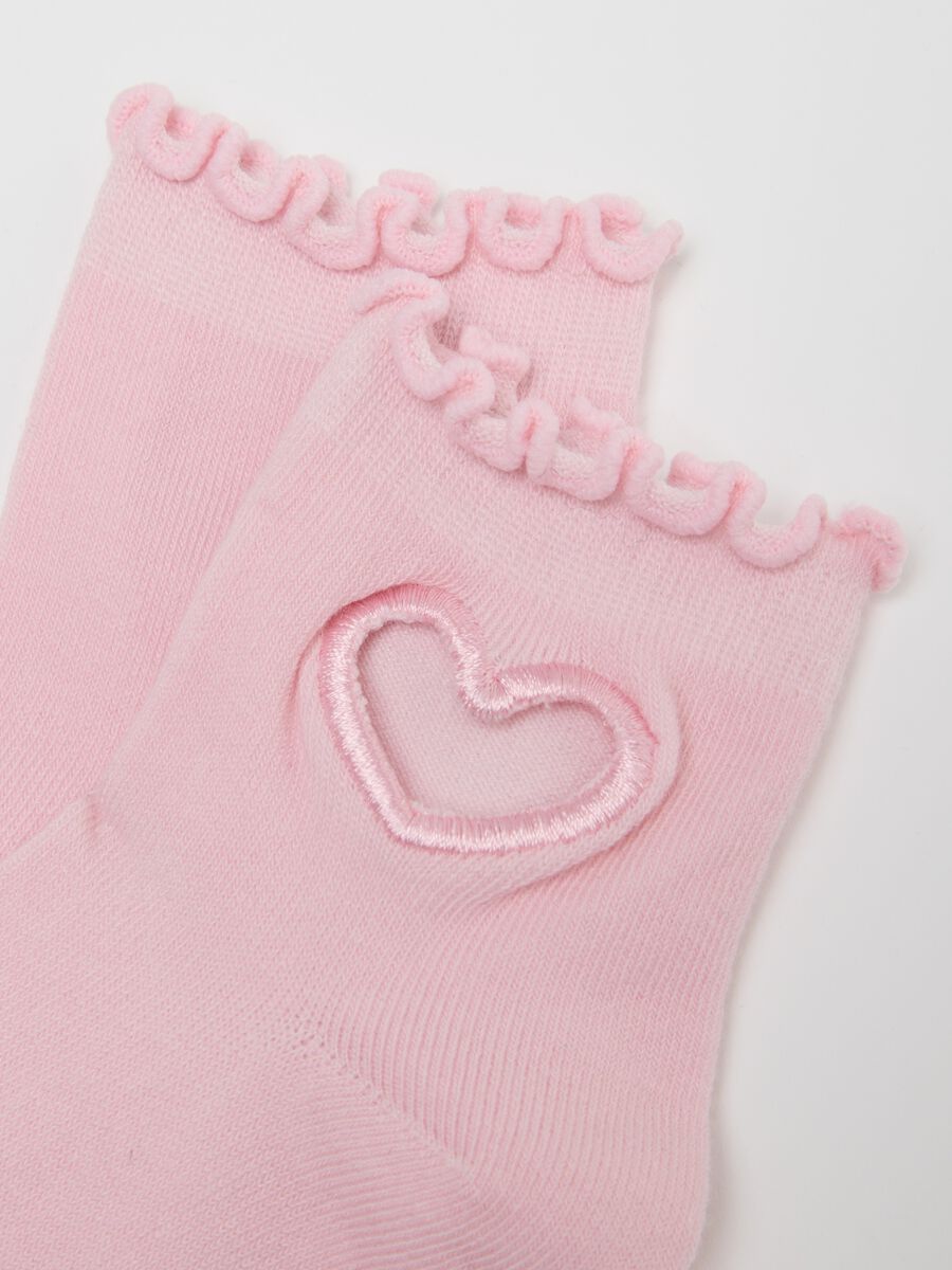 Two-pack of multicolour cotton-blend short socks for girls with heart design_1