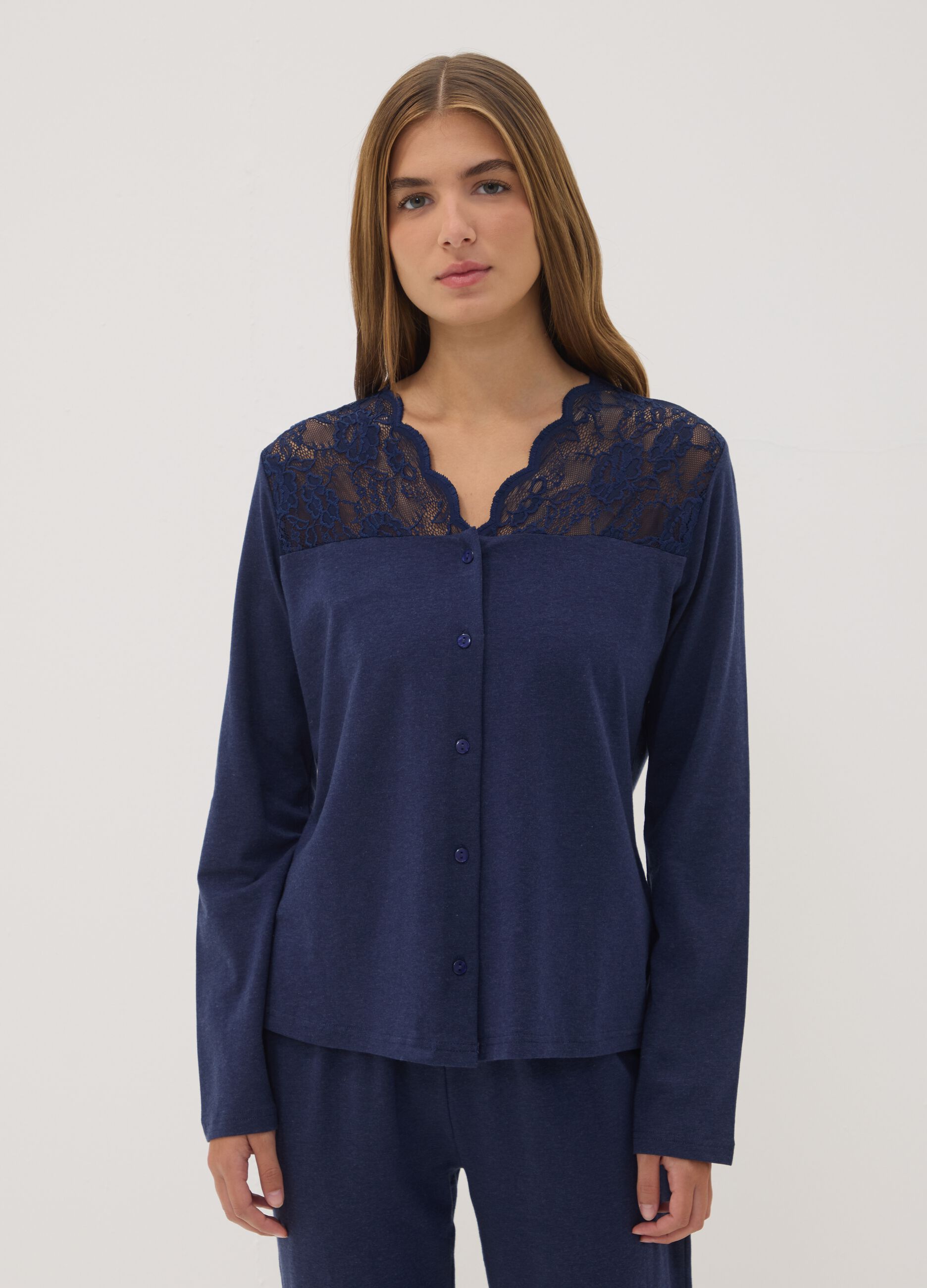Blue V-neck pyjama top in stretchy cotton, lyocell and wool