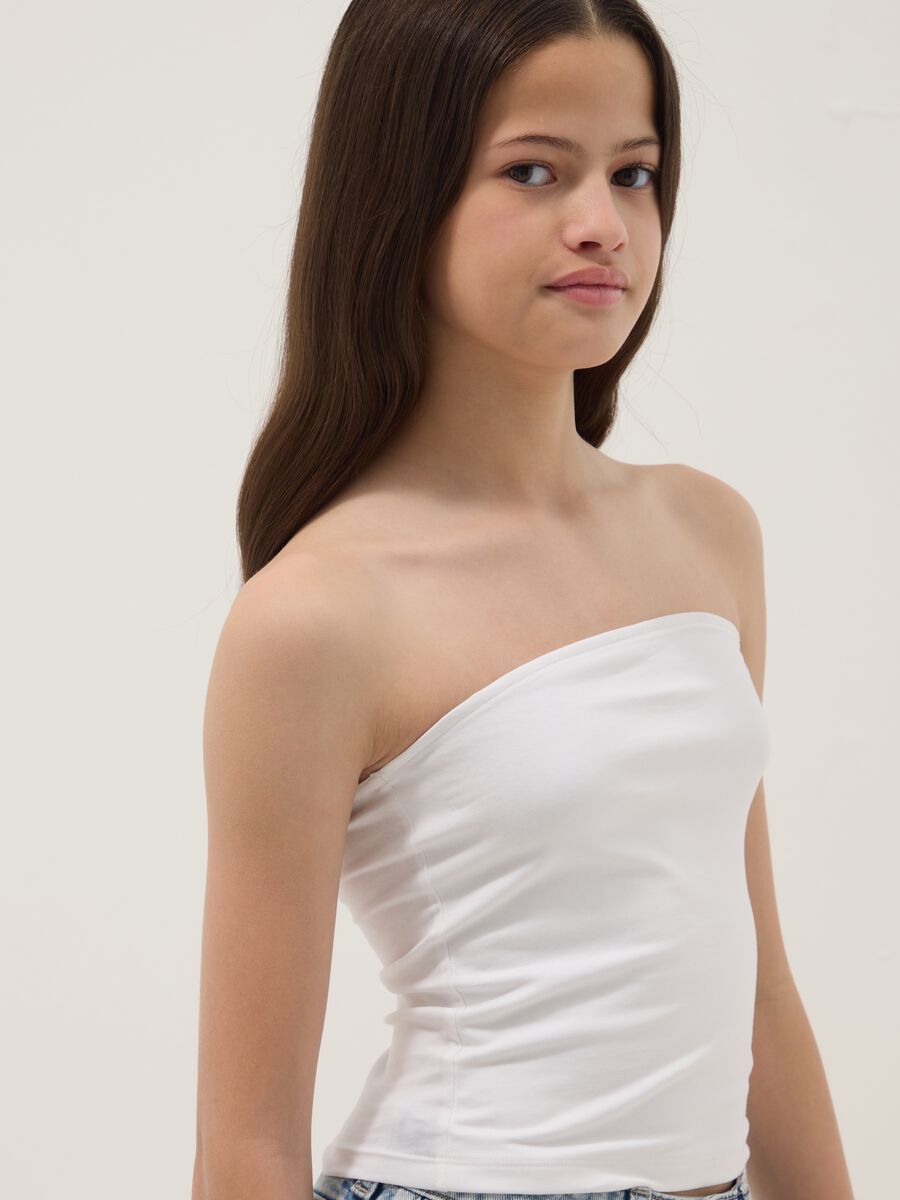 Wei&szlig;es, eng anliegendes Bandeau-Top f&uuml;r M&auml;dchen aus elastischer Baumwolle_0
