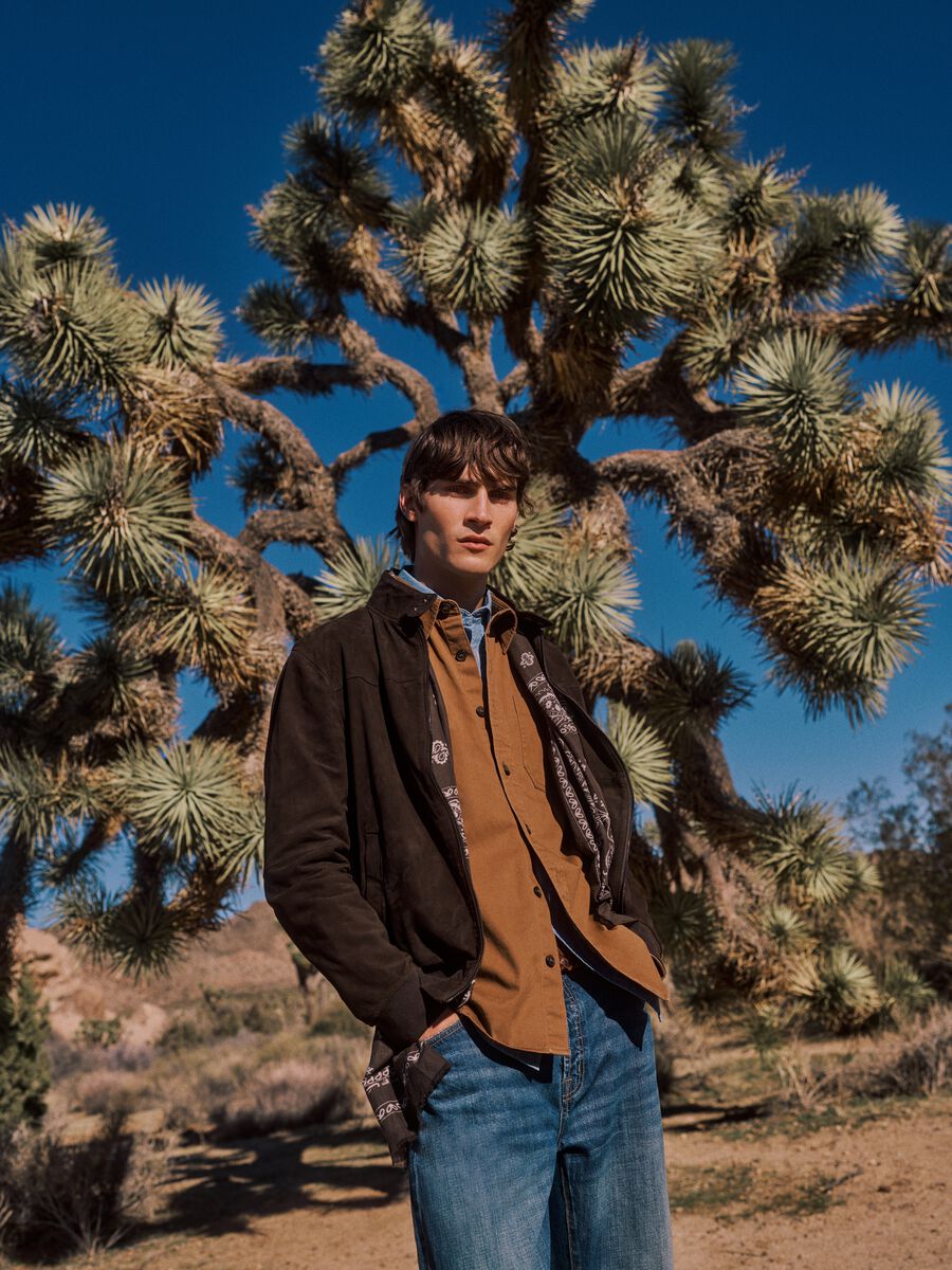 Brown genuine leather jacket regular fit with full zip_0