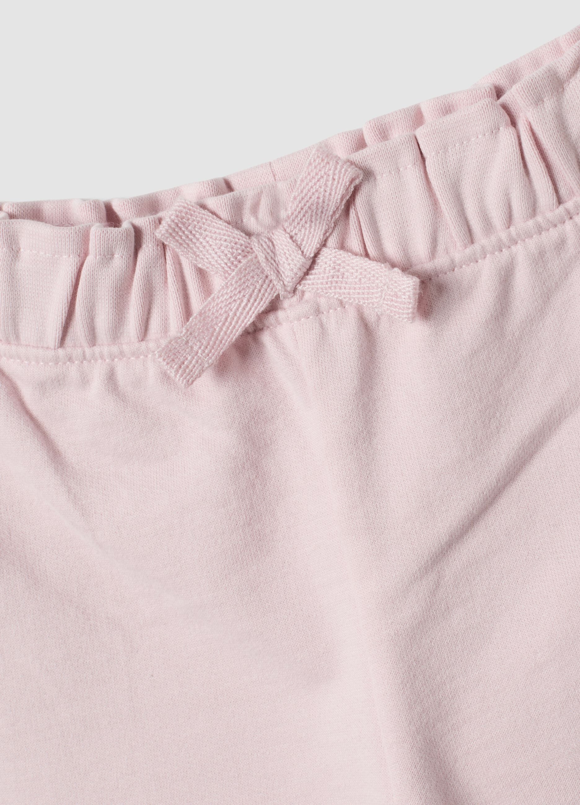 Conjunto rosa e branco em algod&atilde;o org&acirc;nico com gola cl&aacute;ssica para beb&eacute; menina