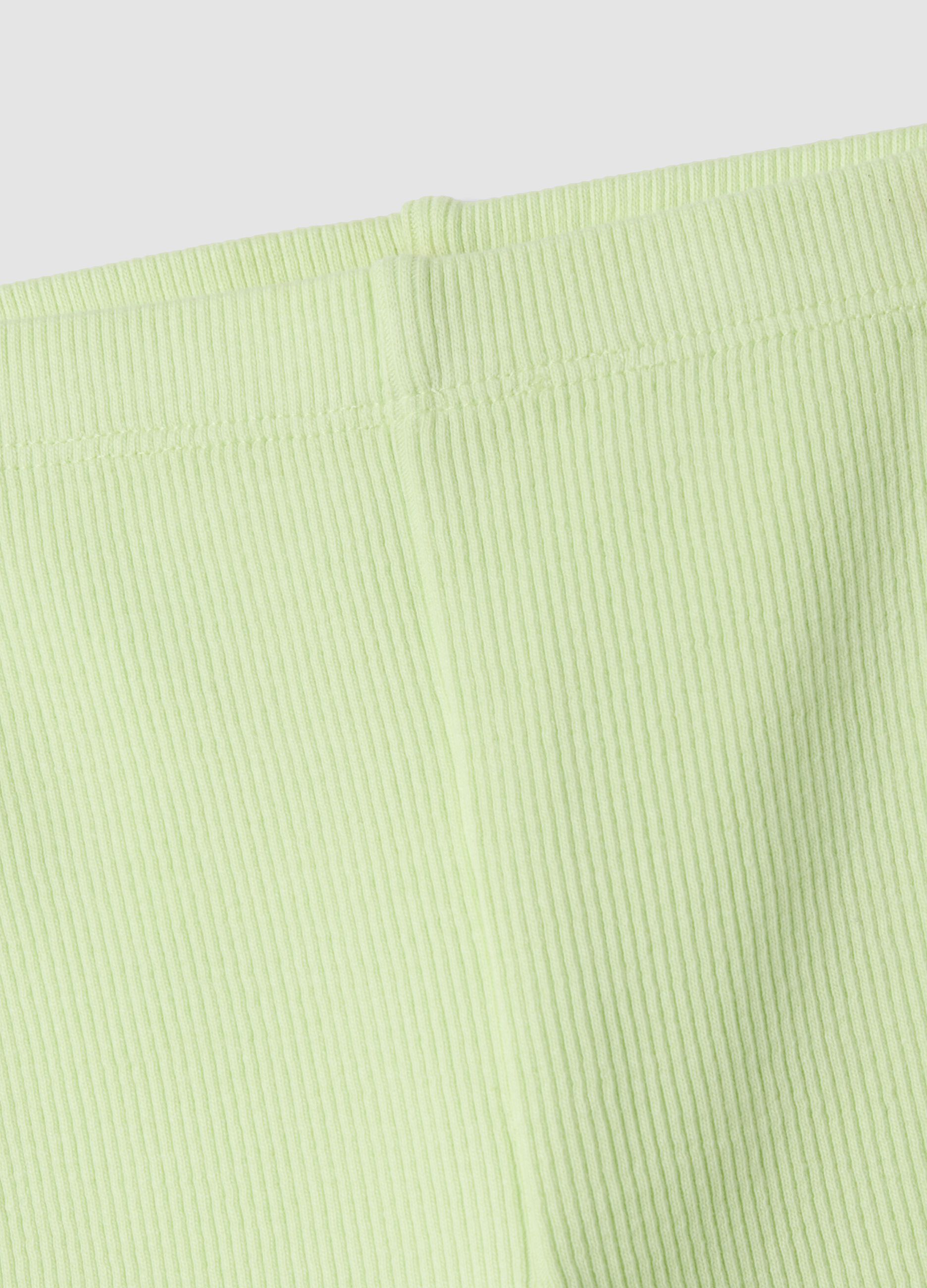 Gr&uuml;ne gerippte Shorts aus Stretch-Baumwolle f&uuml;r Baby-M&auml;dchen, Regular Fit