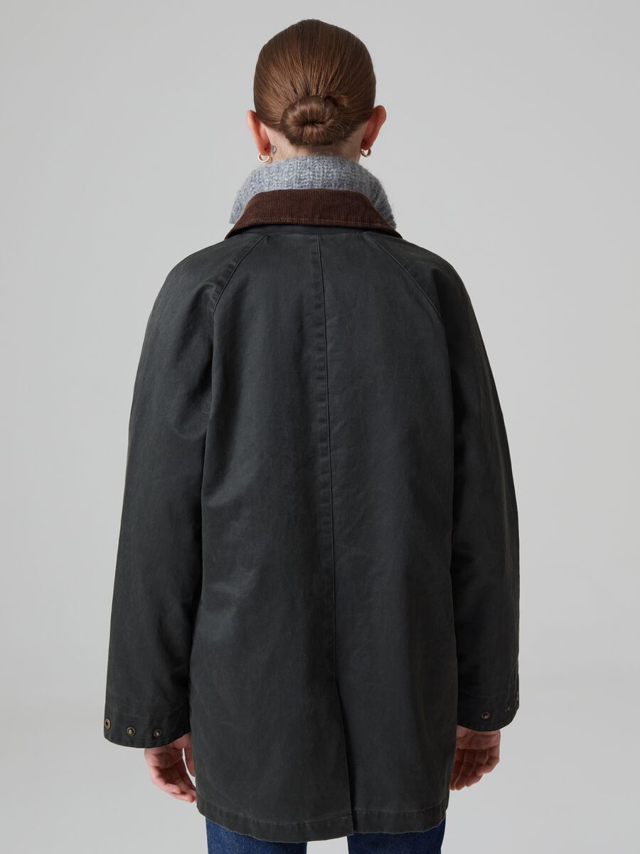 Long jacket with corduroy collar_3