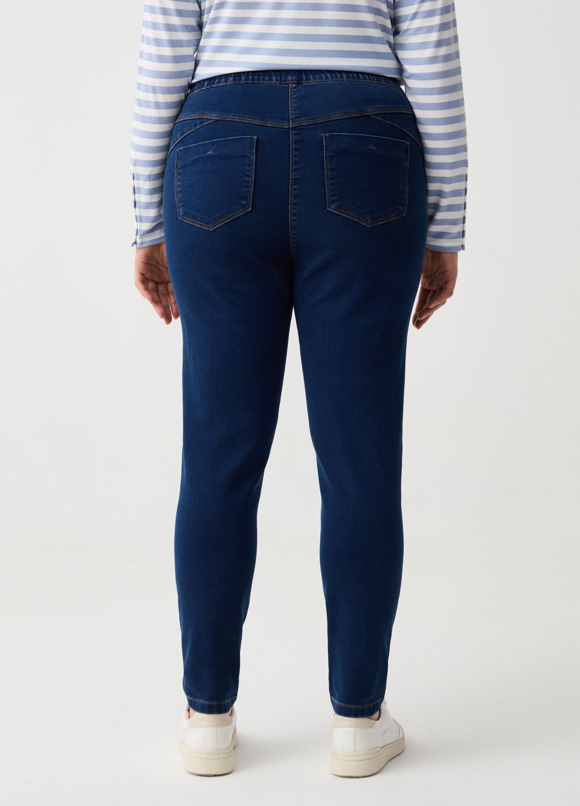 Curvy stretch jeggings with pockets