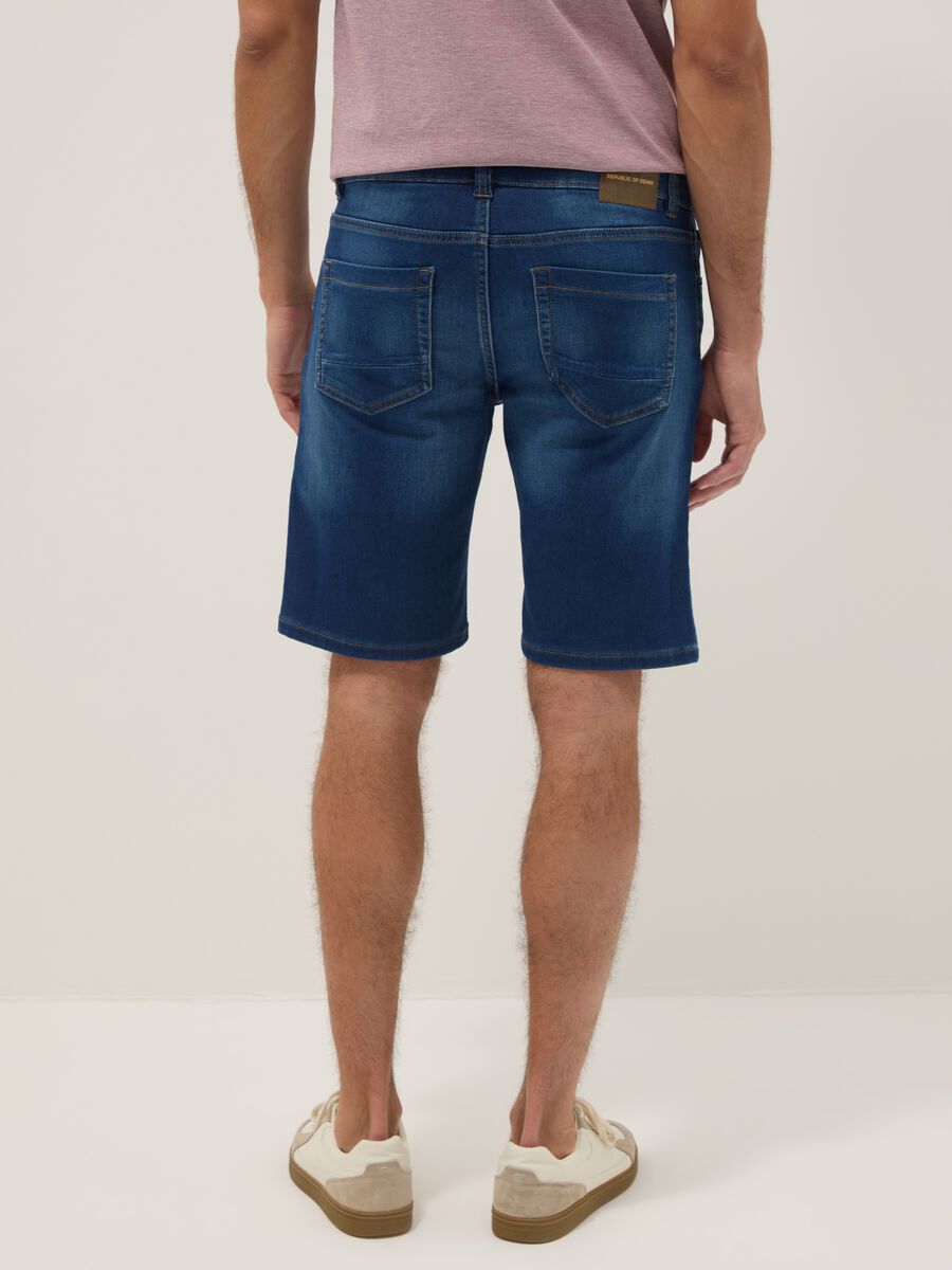 Blue Stretch Cotton Blend Denim Slim Fit Shorts_2