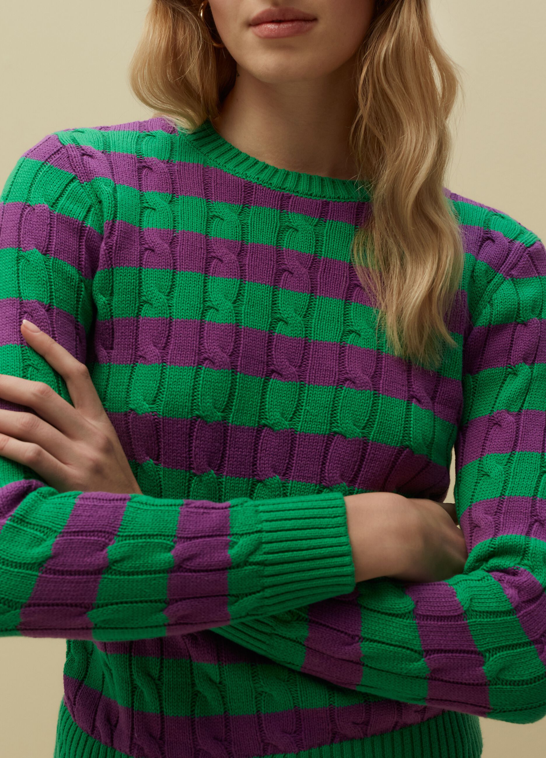 Striped pullover with ribbed design