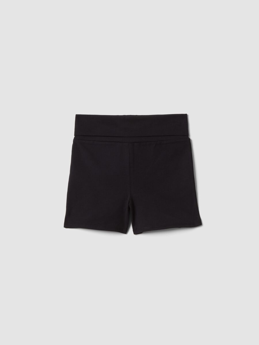 Girls&rsquo; slim-fit black stretch organic cotton shorts_0
