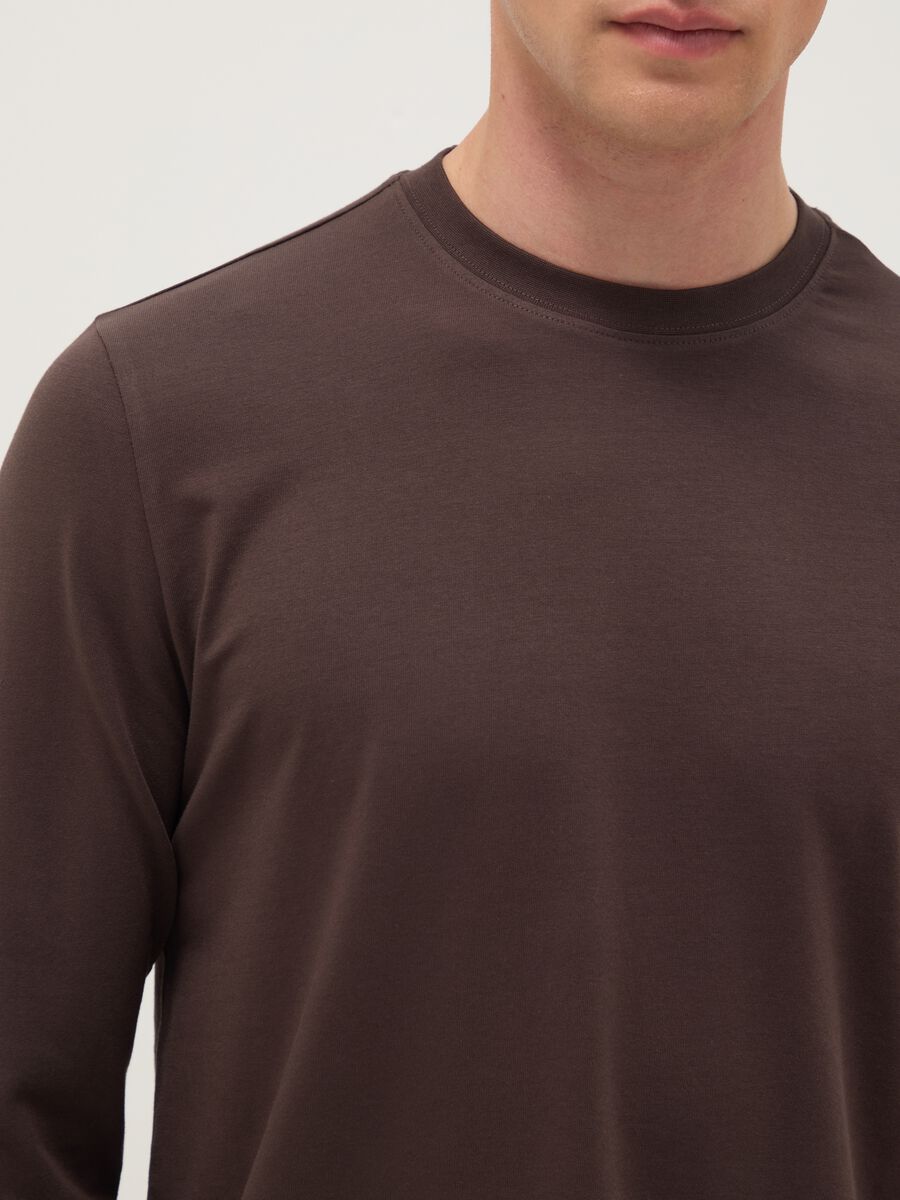 Regular fit stretchy cotton long sleeve brown t-shirt_3