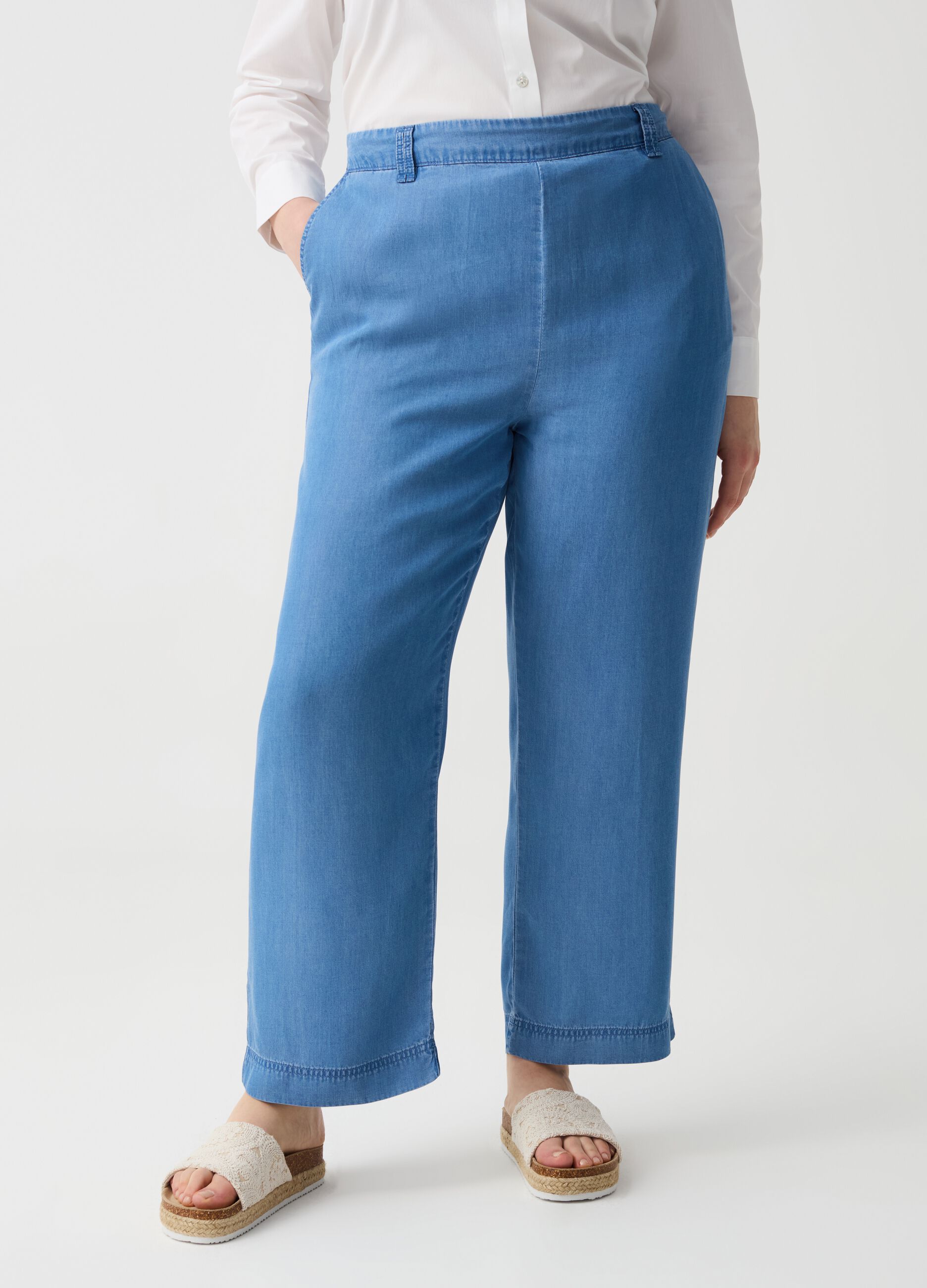 Curvy flowing wide-leg denim-effect trousers